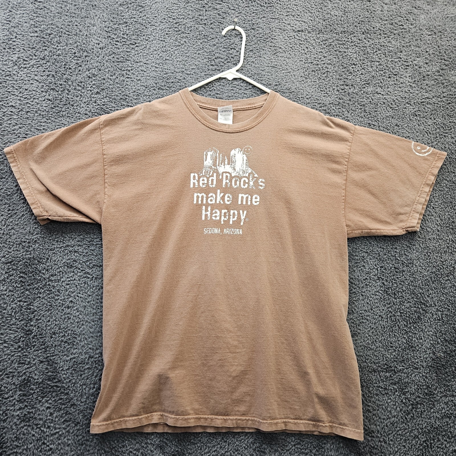 Sedona AZ Red Rocks T Shirt Red Rocks Make Me Happy Gildan Ultra Cotton Y2K XL/L gallery