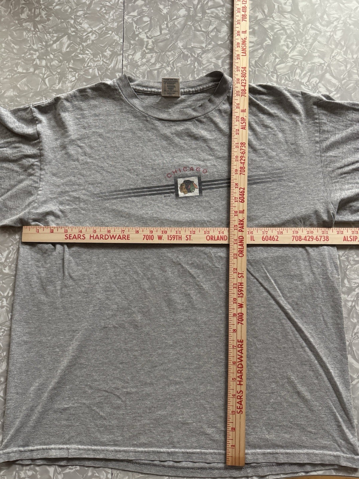 VTG Delta Pro Weight Chicago Blackhawks Logo Gray Cotton Knit LS Tee Men's L gallery