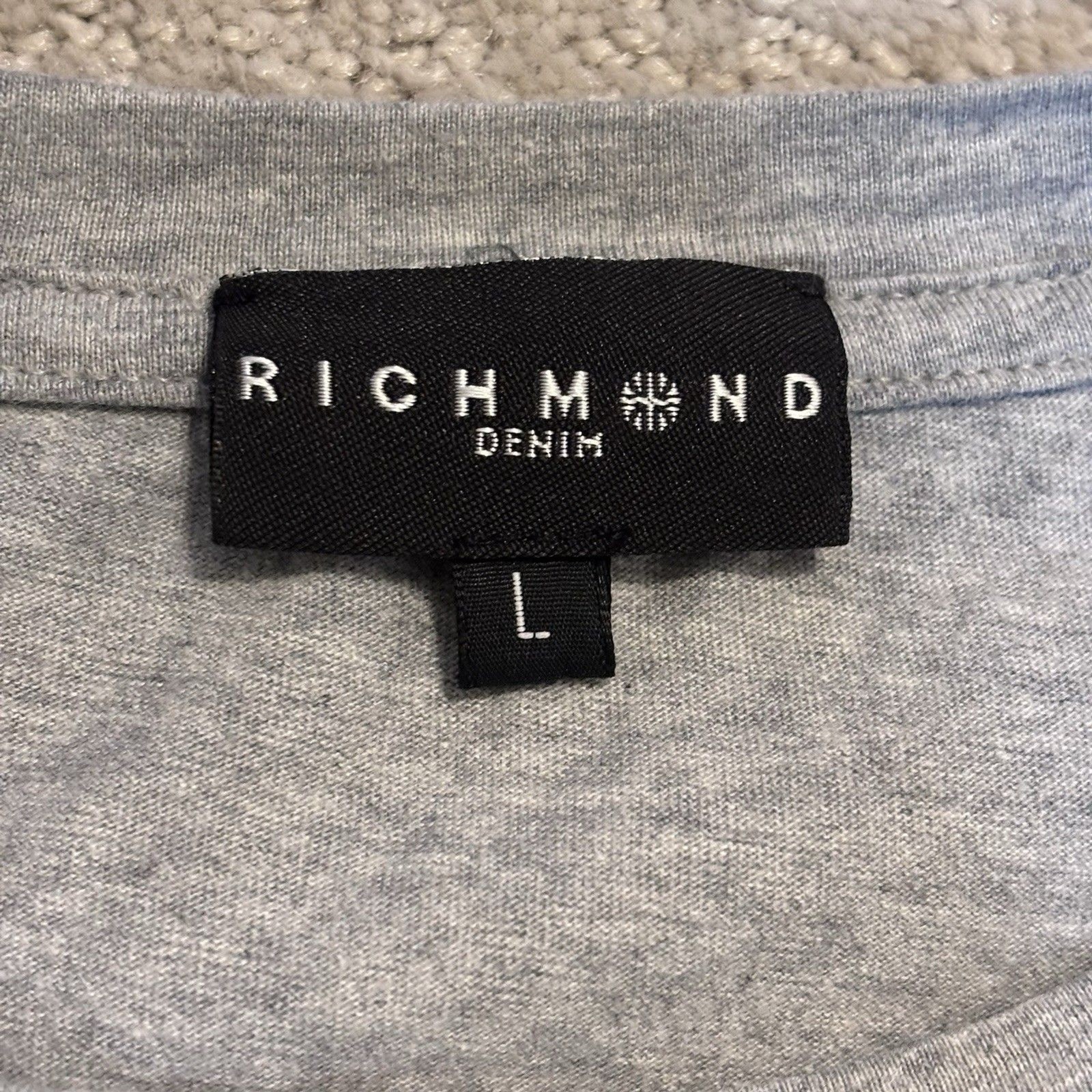 John Richmond Graphic Tee Beaded Embellished Shiva Boombox DJ Streetwear Y2K gallery