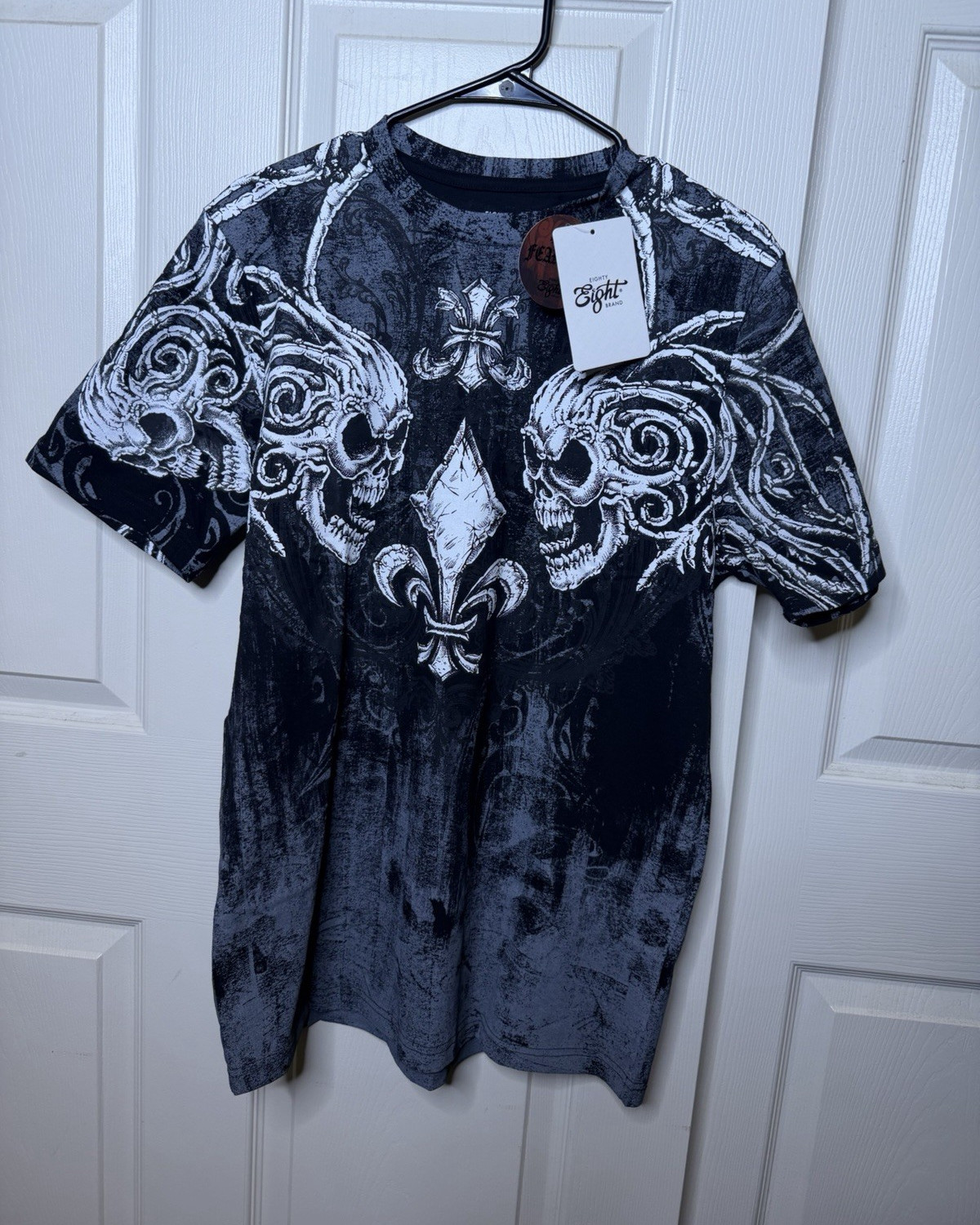 Y2K Brand new with tags. Cool skull graphic by eighty eight brand shirt.