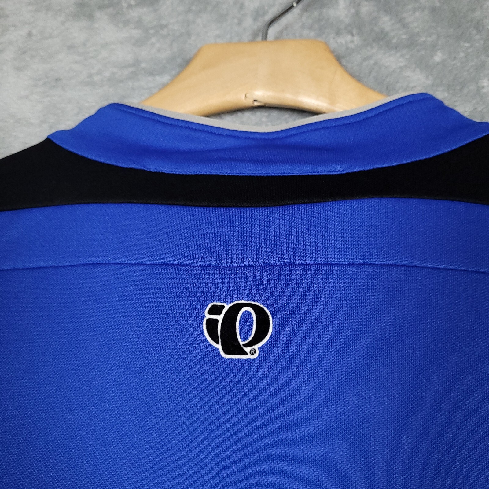 Pearl Izumi Cycling Shirt Mens XL Blue & Black Short Sleeve Zip Back Pockets gallery