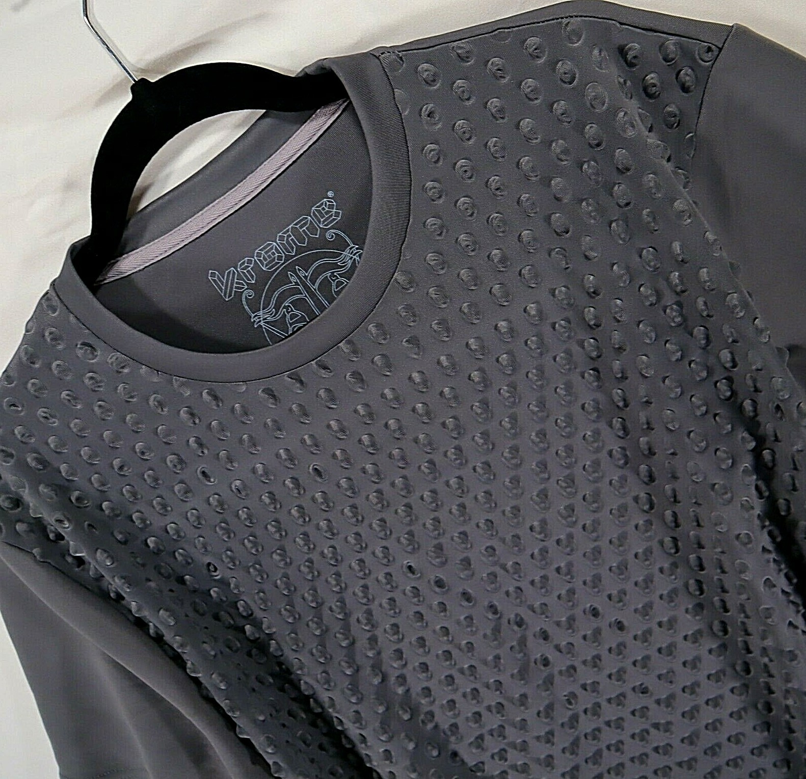 Krome L Mens T Shirt Charcoal Grey Textured Polyester Stretch Rare Textured NWT gallery