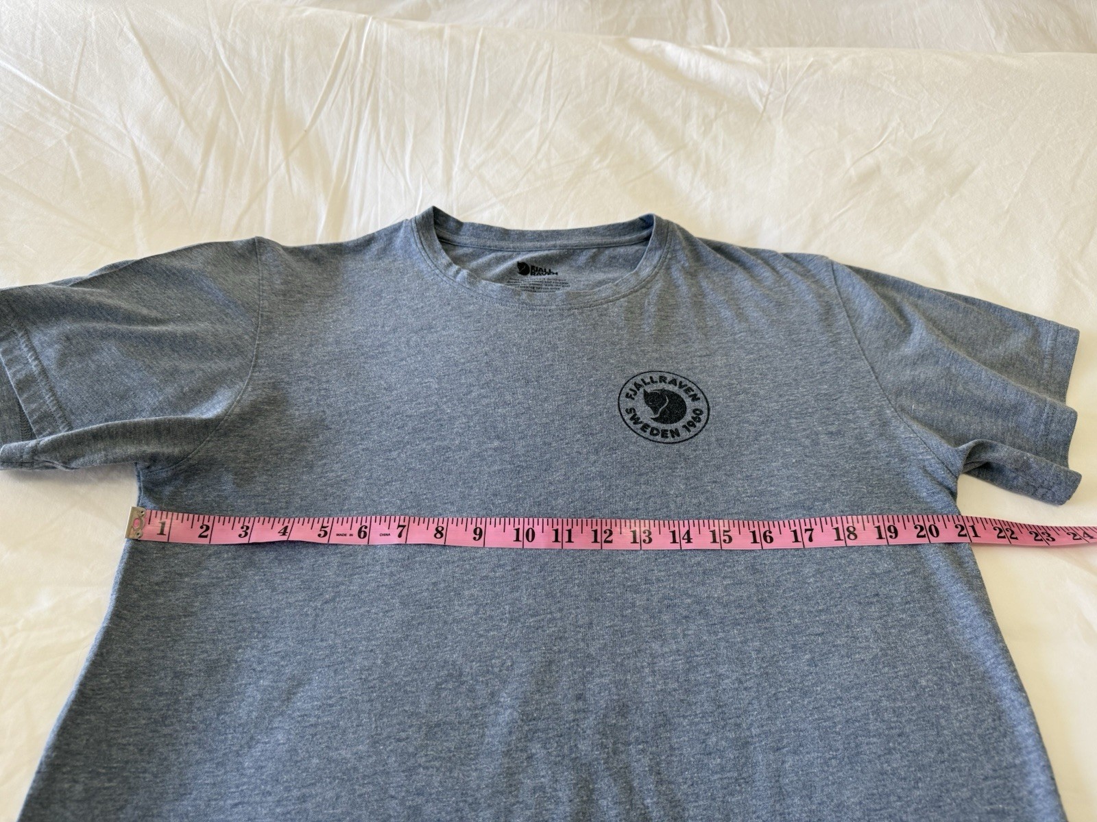 Fjallraven | Mens Large | 1960 Logo Crew Neck T-shirt Heather Gray Lightweight gallery
