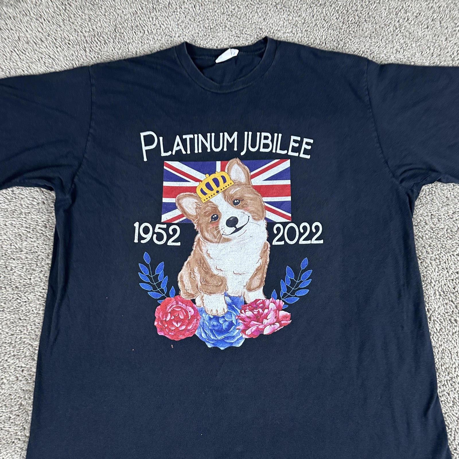 Platinum Jubilee Shirt Mens 2XL Black Queen Corgi Dog British Flag 1952 2022 Tee gallery