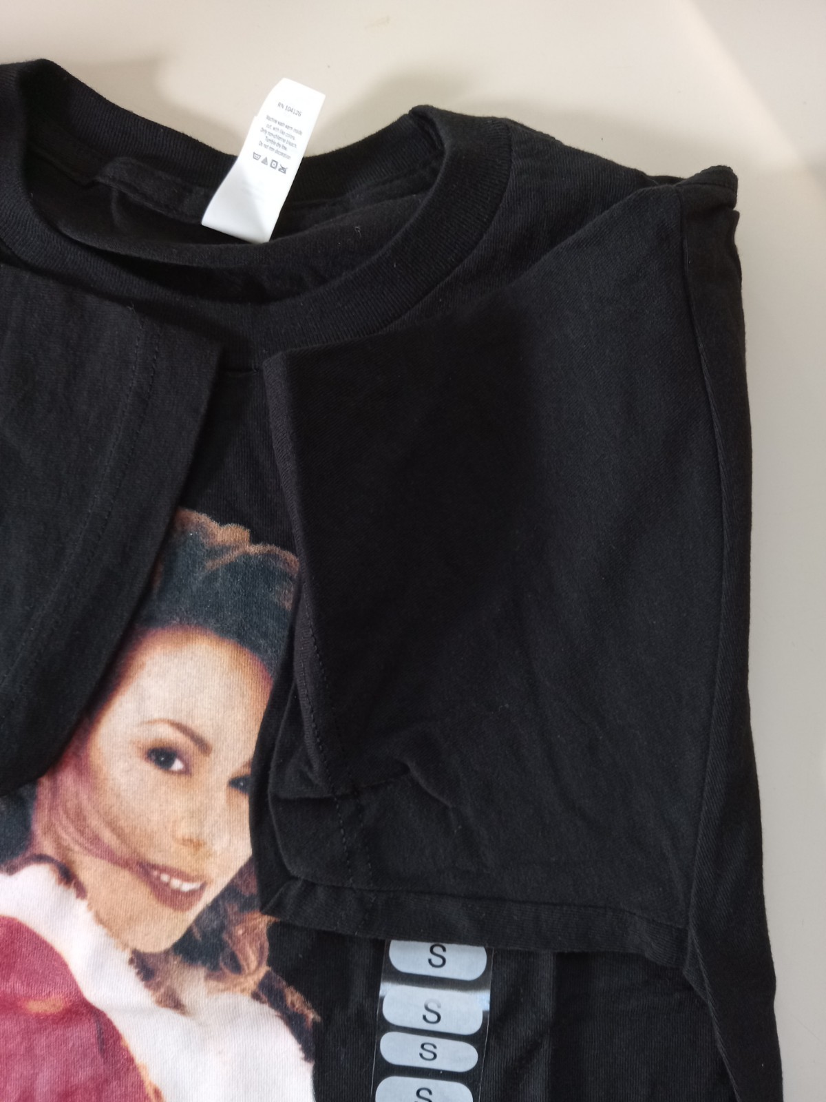 Size Small Mariah Carey Merry Christmas Black T-Shirt NEW SEE PHOTOS gallery