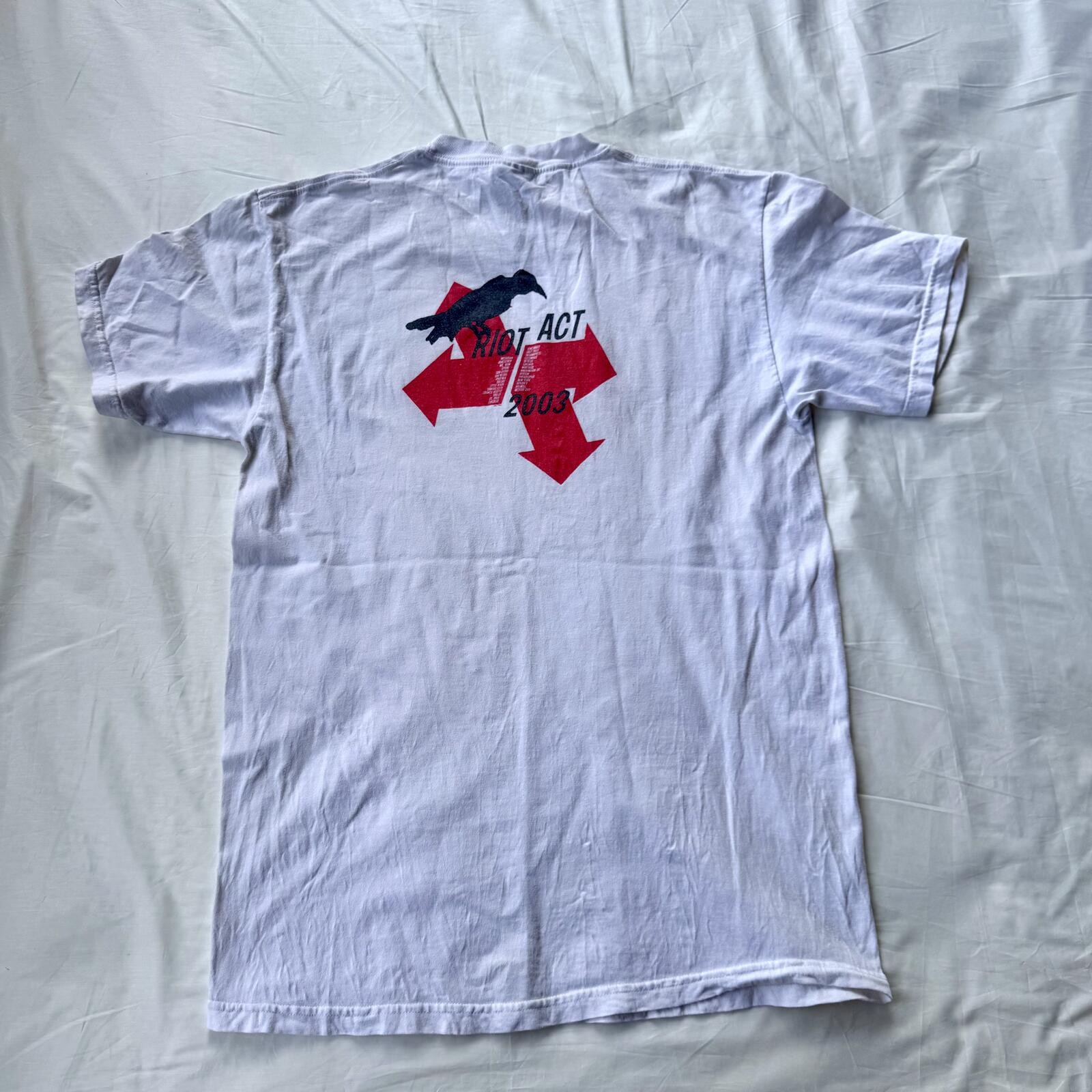 Pearl Jam Riot Act concert t-shirt 2003 tour grunge rock original stock size M gallery