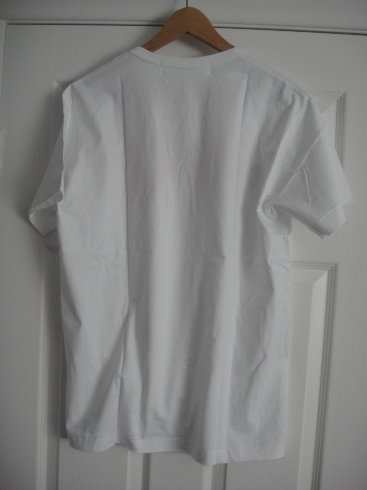 Comme Des Garcons Play Men's T Shirt Three Heart Logo Designer Size Large, NWT gallery