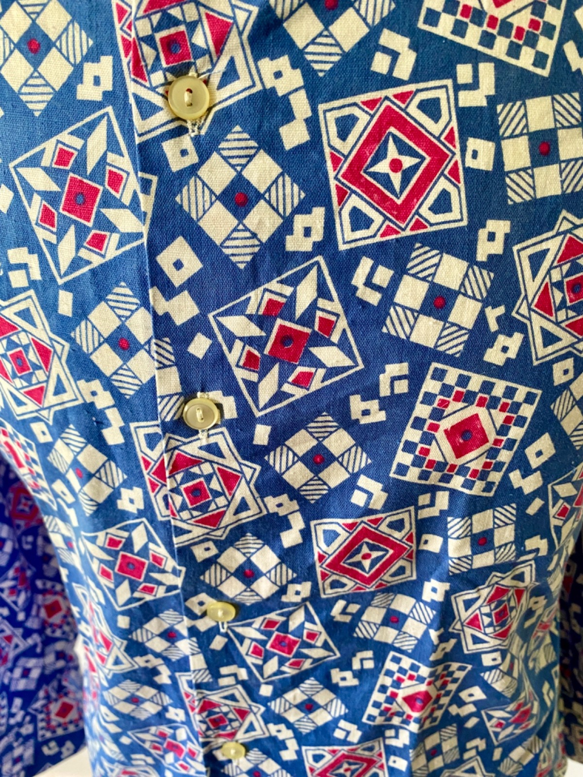 VTG mens 80's LOTUS BLUE RETRO PATTERN LOOSE FIT LONG SLEEVED SHIRT 42" gallery