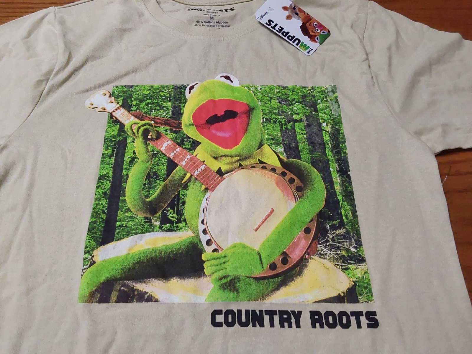 The Muppets Kermit The Frog Banjo Country Roots T Shirt Medium NWT Beige