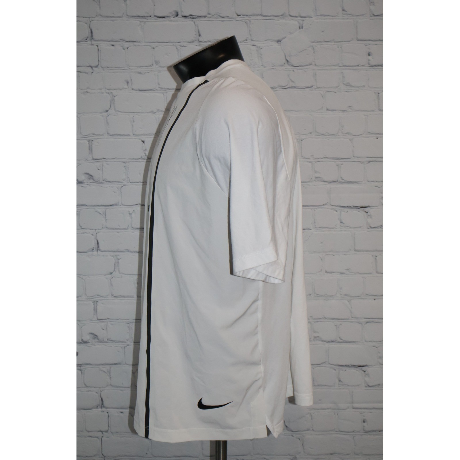 Nike T-Shirt Mens XL White Graphic Dri-Fit Polyester Spandex Performance Tee ** gallery