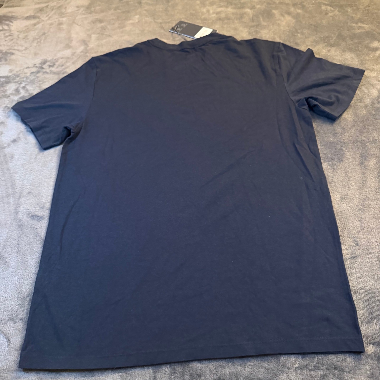 VRST Essential Pocket Tee Short Sleeve Athleisure Navy Blue Mens Small NWT gallery