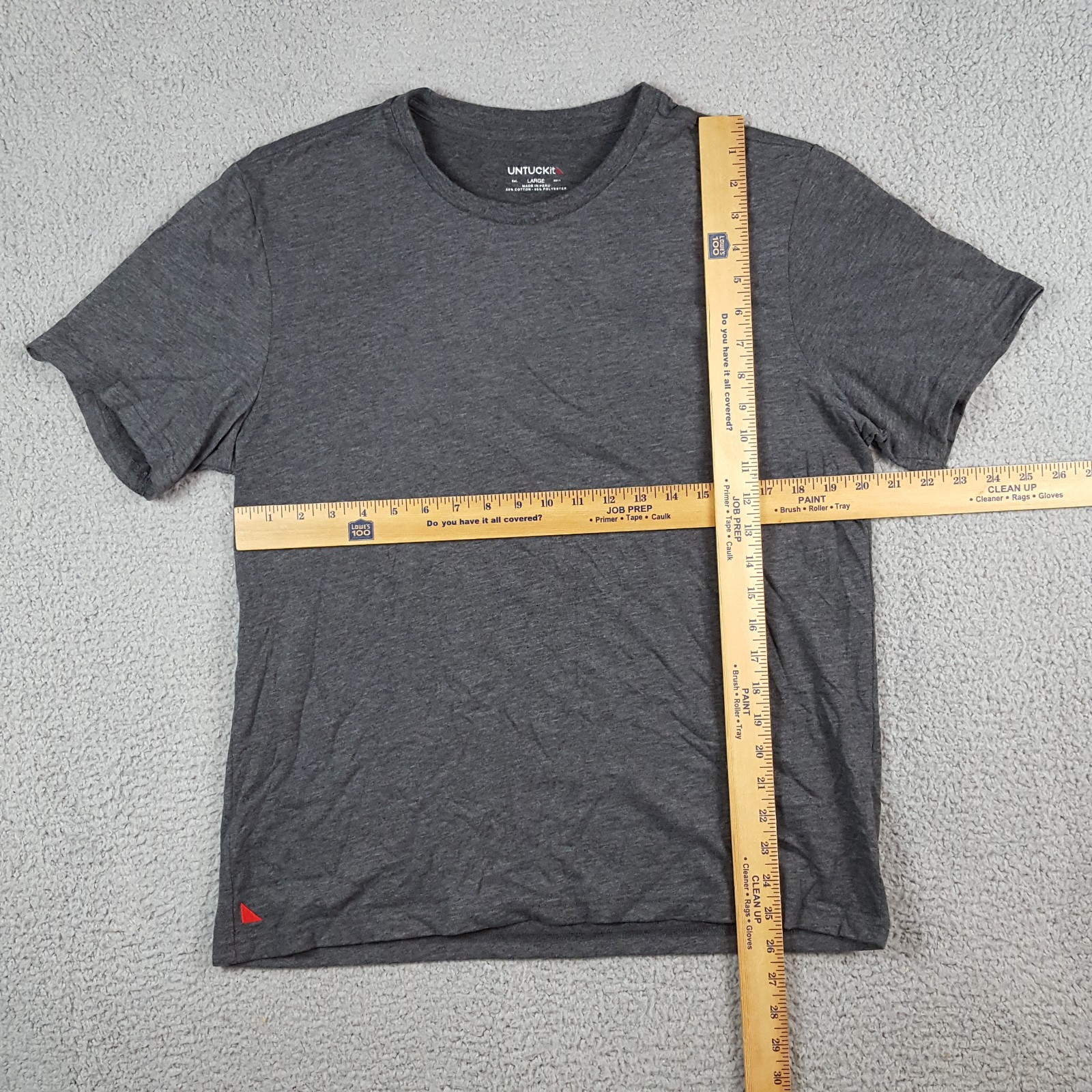 UNTUCKit Gray Breathable Lightweight Size L Moisture Wicking Athletic T Shirt gallery