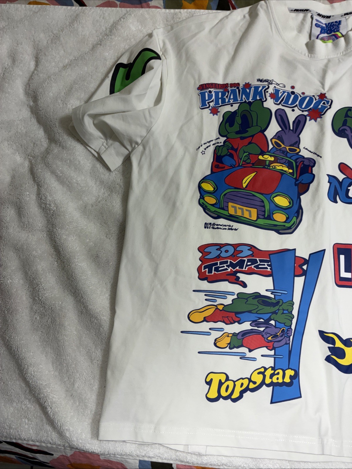 MWM Vanguard's Dog Shirt Sz M White Graphic Skater Streetwear No Returns gallery