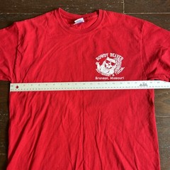 The Rowdy Beaver Restaurant & Tavern Dive Team Since 1969 Graphic Tshirt Size M