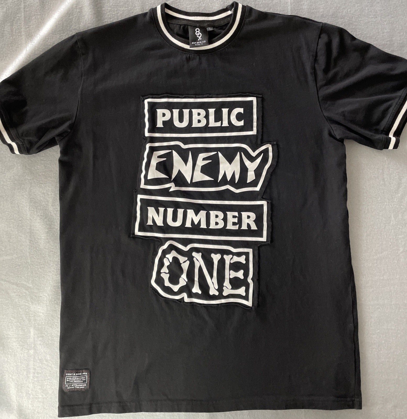 8 & 9 Mfg Co T-shirt Mens Size XL Black White “ Public Enemy Number One “