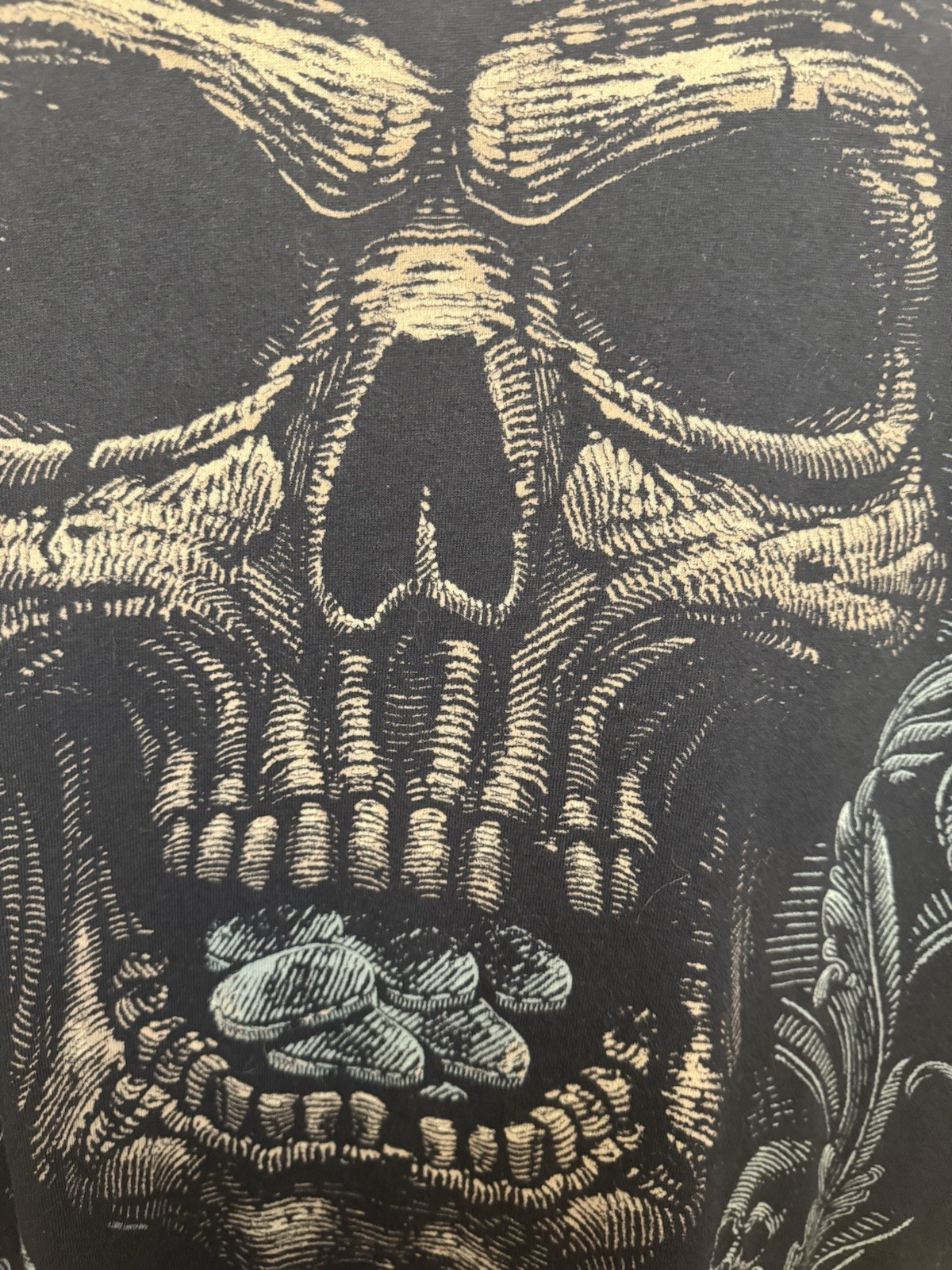 Vintage Liquid Blue Omnia Mors Aequat Skull T Shirt Large Gothic Occult Y2K AOP gallery
