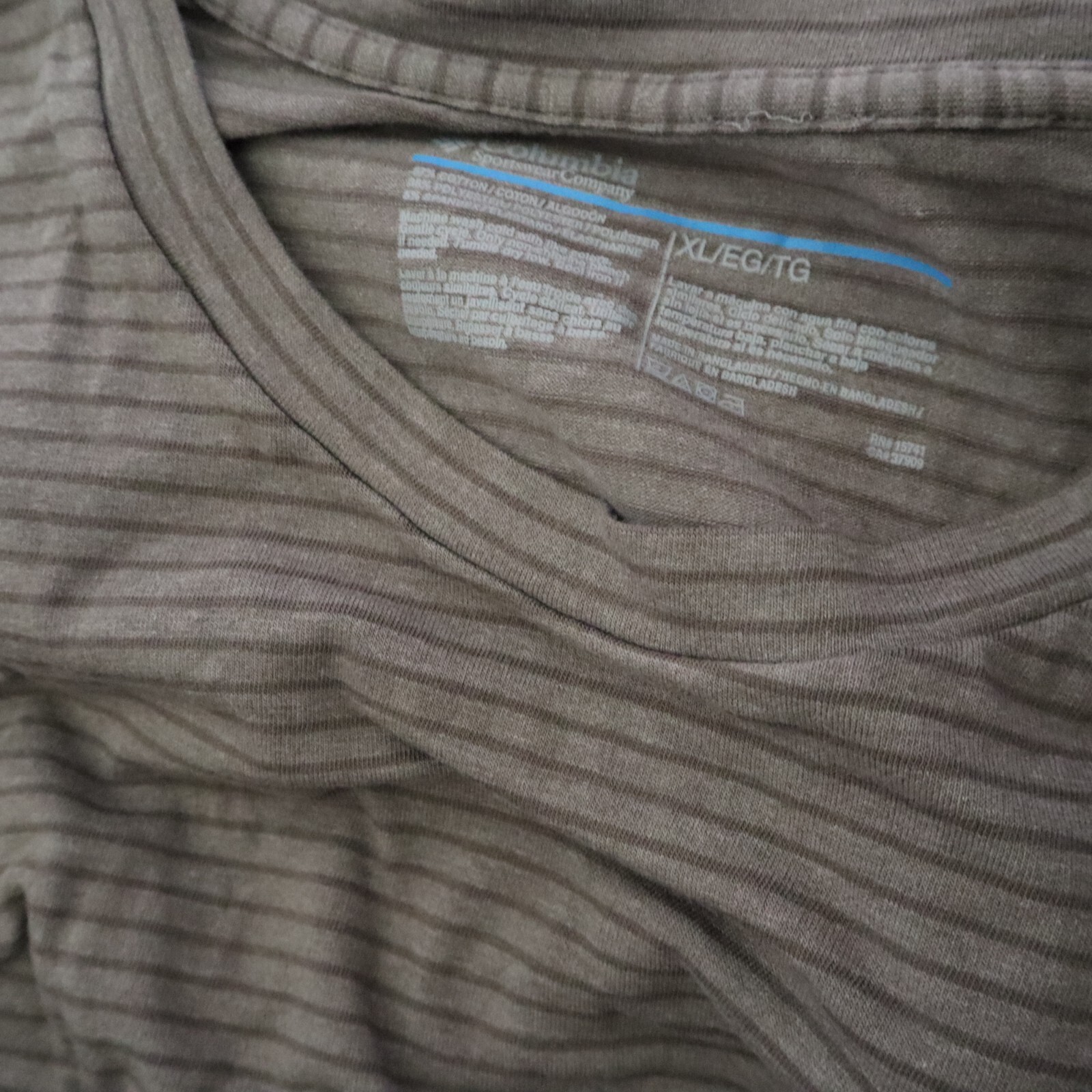 Columbia Men's Short Sleeve Cotton Poly Blend Gray Striped Shirt XL Extra Large gallery