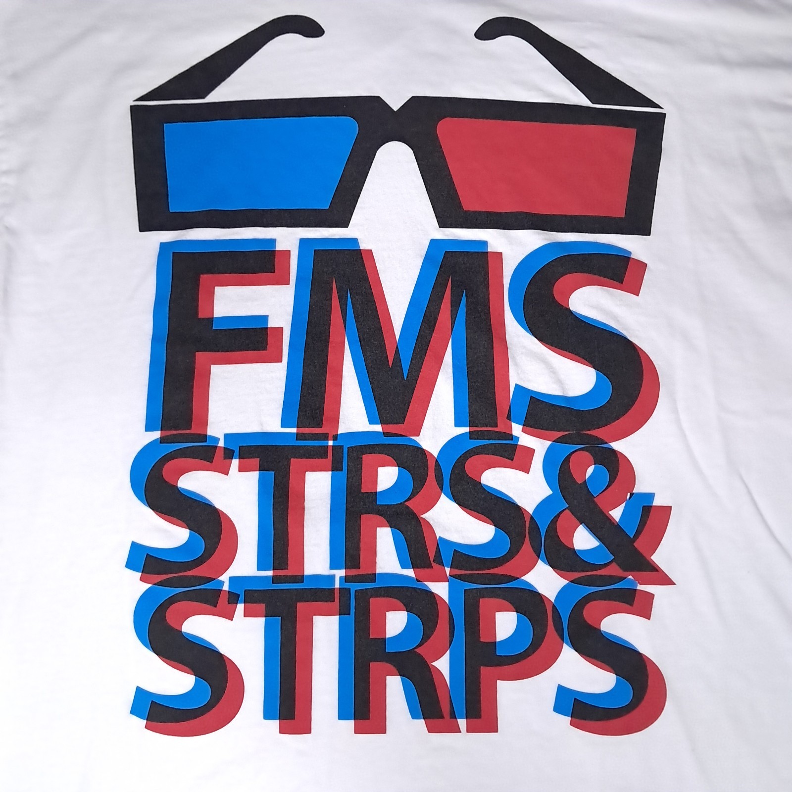 Vtg Y2K Famous Stars & Straps T-shirt Mens XL White 3D FMS Logo gallery