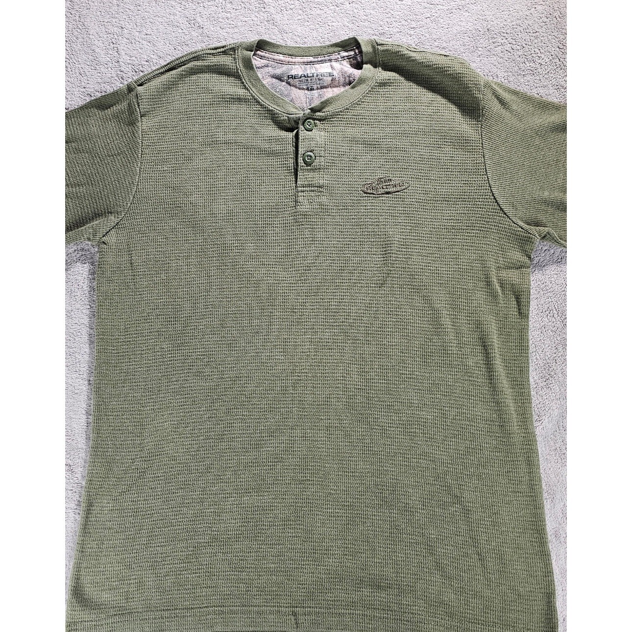Realtree Mens Waffle Knit Thermal Henley Shirt Olive Green Long Sleeve Medium gallery