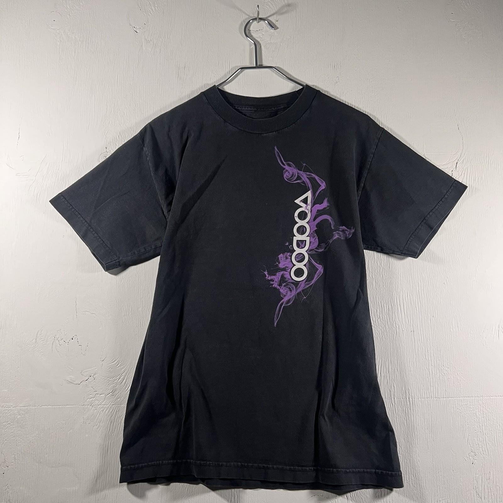 Y2K 2011 Voodoo Fest New Orleans Men's Graphic Band Rap T Shirt Black (Medium) gallery