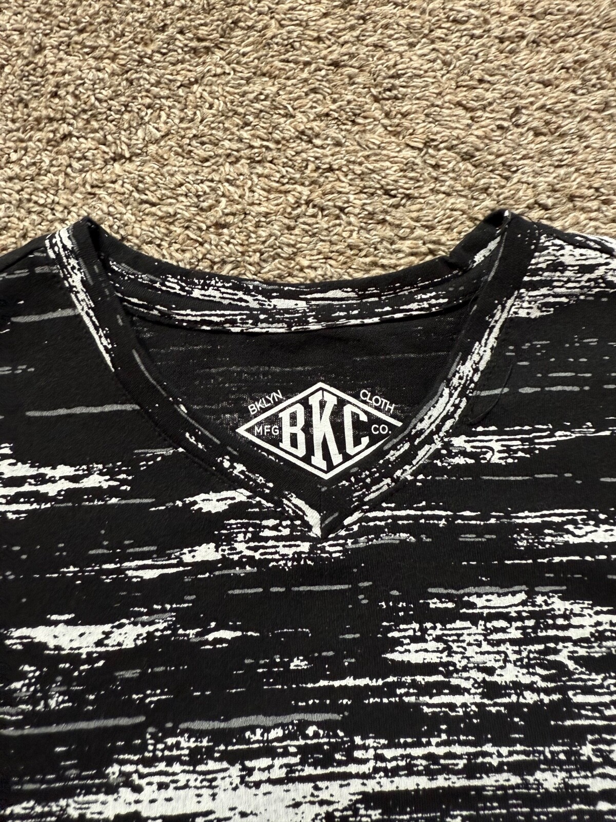 Brooklyn BKC Mens Shirt Size Large Slim Fit Poly Cotton Blend Stretch Flex Black gallery
