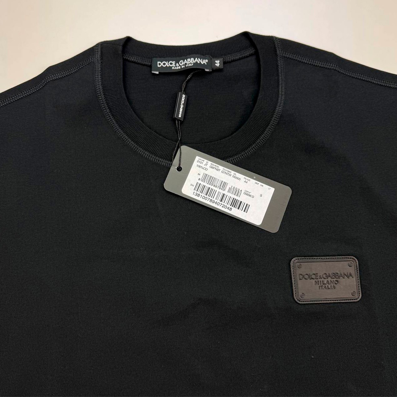 DOLCE & GABBANA Men's Branded Tag Logo Plaque Cotton Oversized T-Shirt – Black gallery