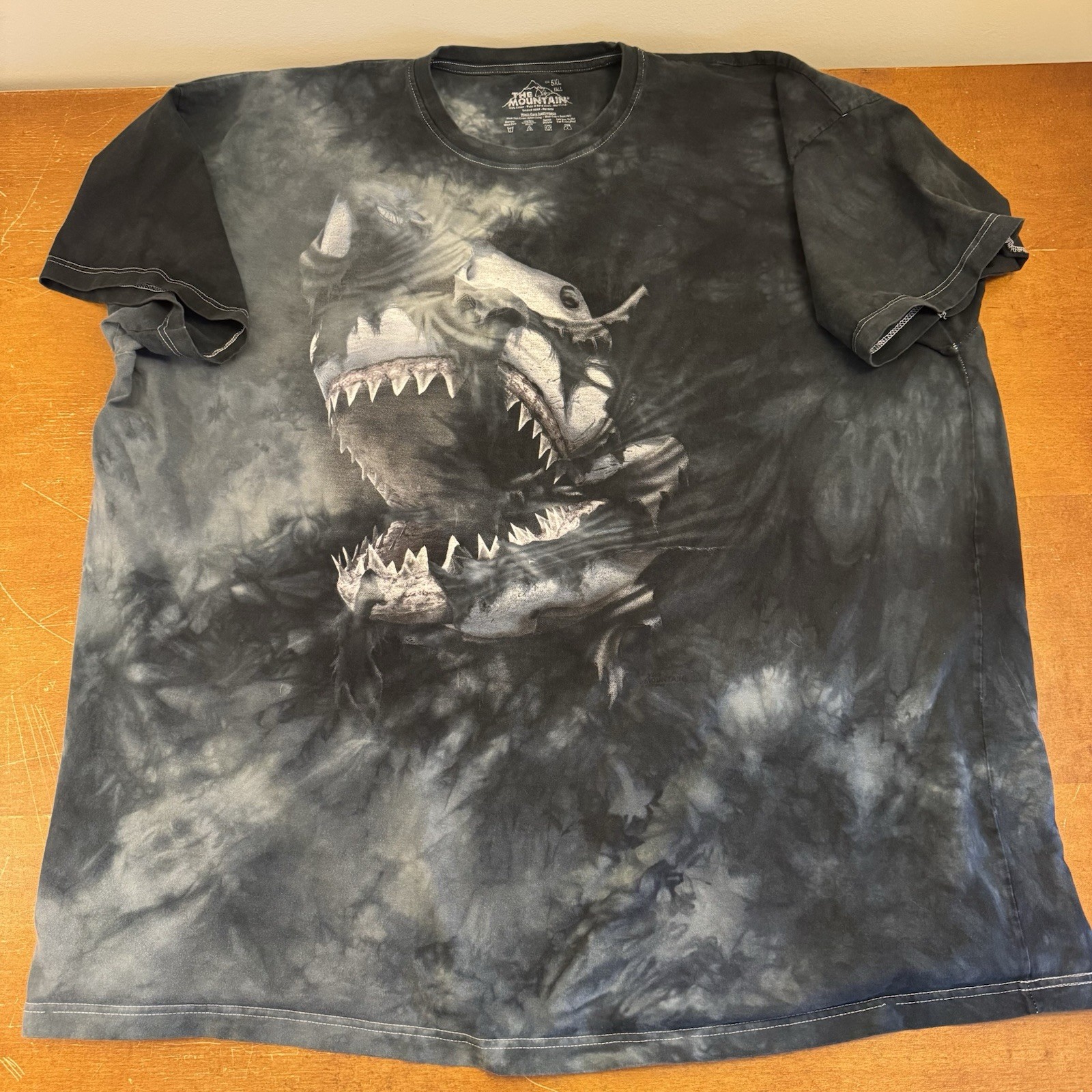 The Mountain Shirt Mens 5XLT Gray Shark Attack Ripping Y2K