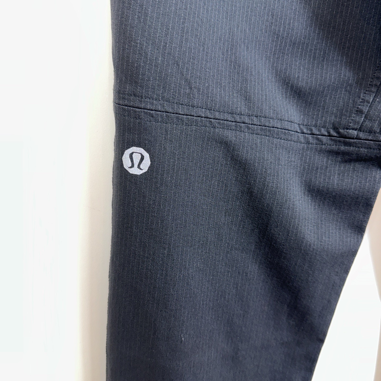 LuLuLemon Men’s 32” Waist Black Gray Pinstriped Nylon Blend Stretch Pants EUC gallery