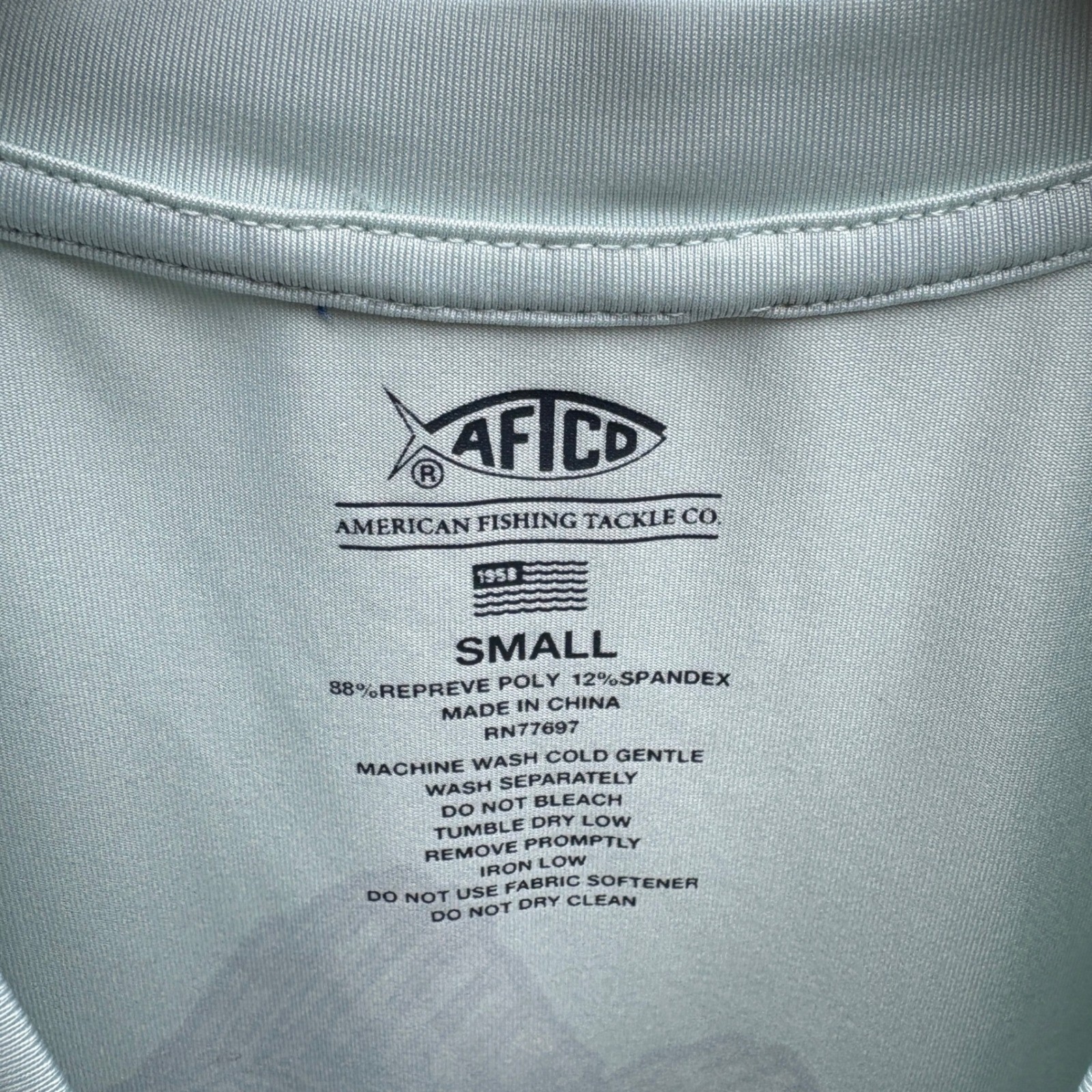 AFTCO Mens Small Performance Fishing Shirt Light Blue Wicking Outdoors Coastal gallery