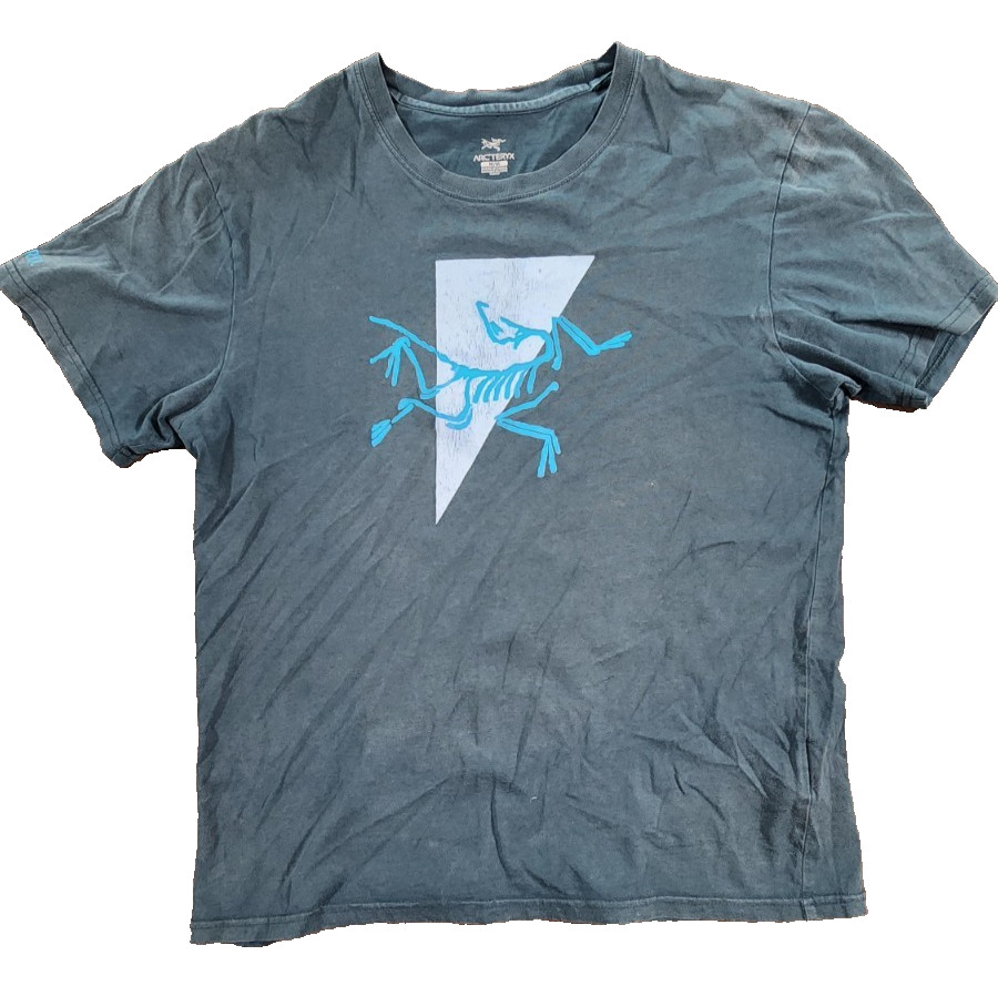 Arc’teryx T‑Shirt Men’s Size M Performance Outdoor Tee