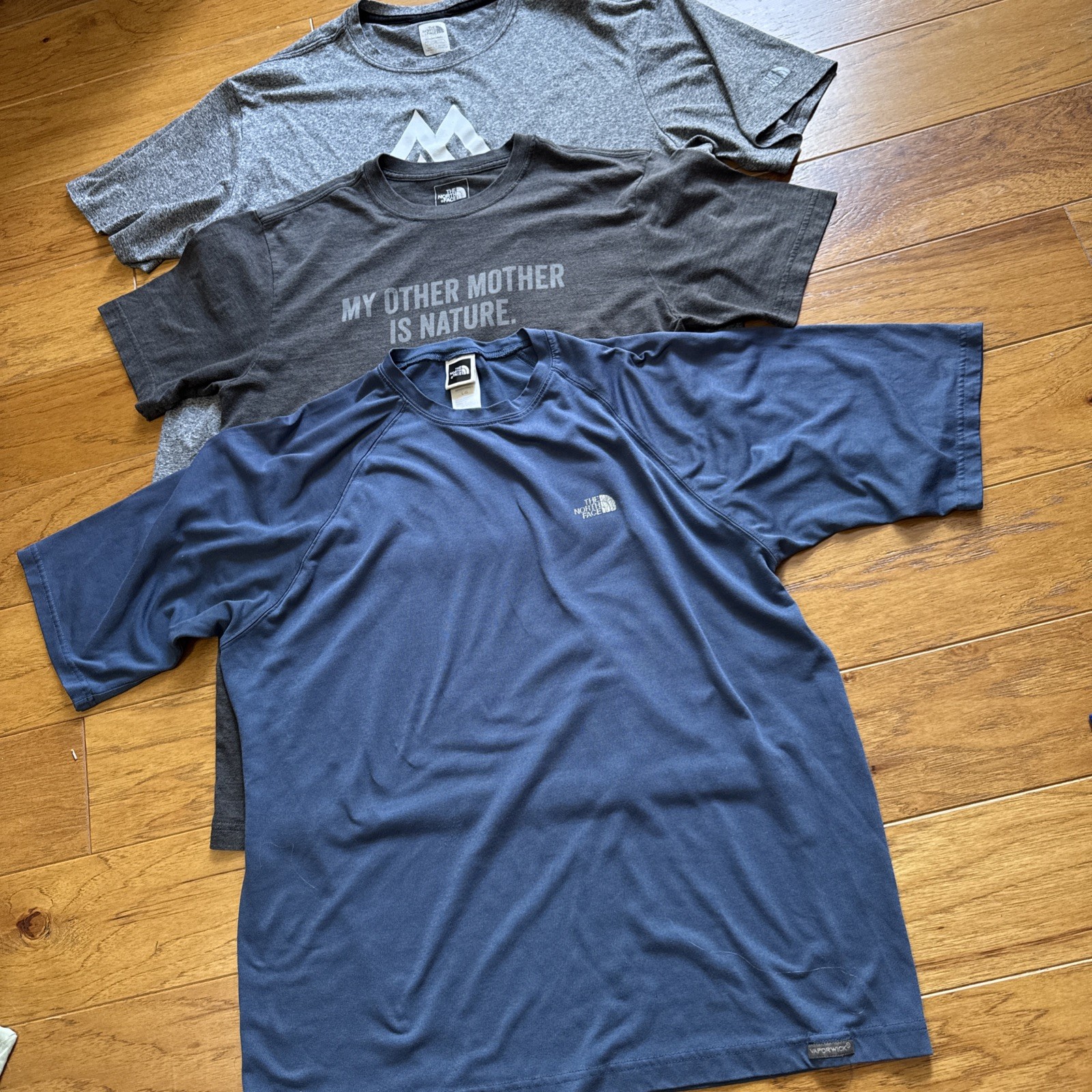 LOT 3 THE NORTH FACE MENS T SHIRTS MULTICOLORS L LARGE EUC gallery