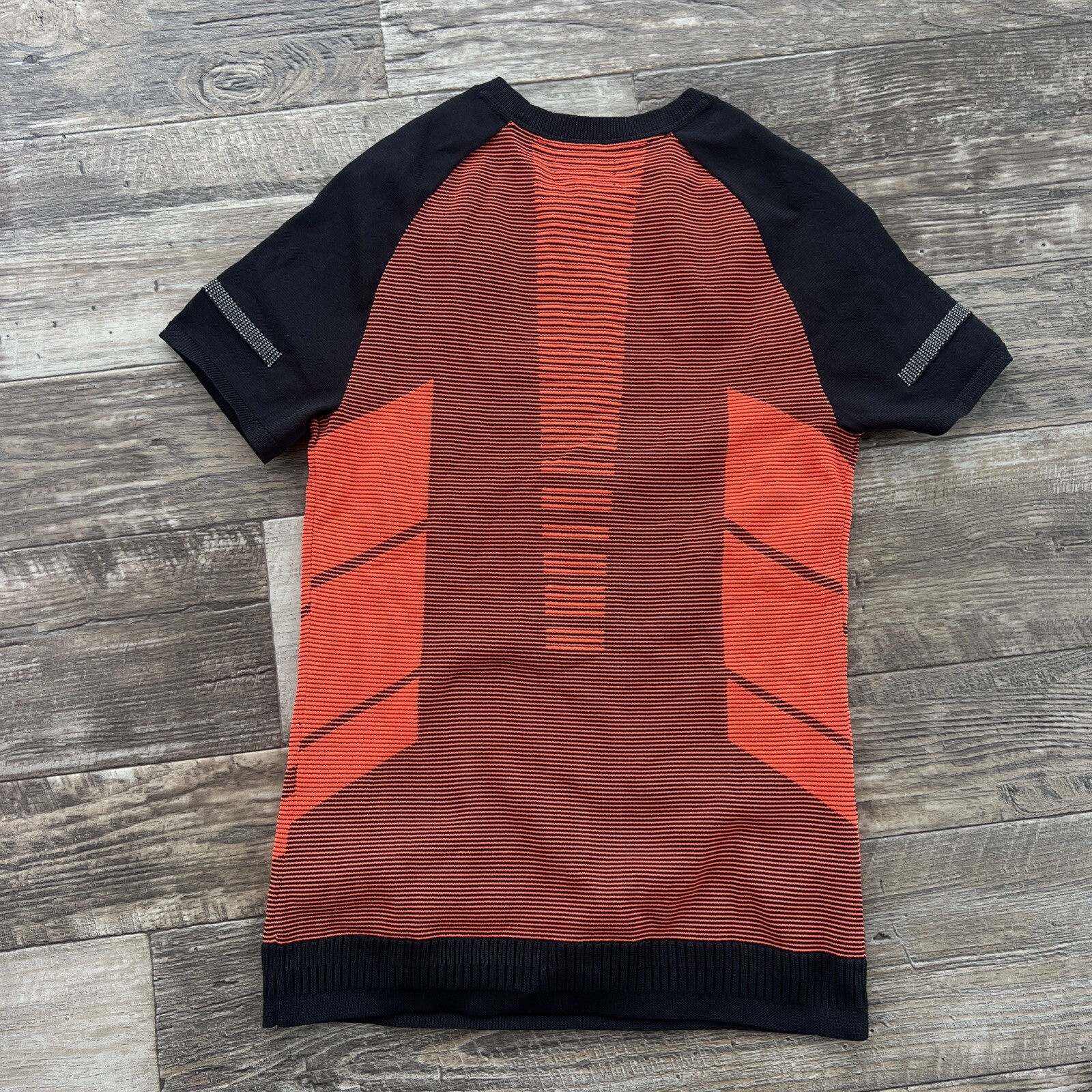 Small Under Amour 1366503 002 Men's IntelliKnit 1/4 Zip Shirt black orange $85 gallery