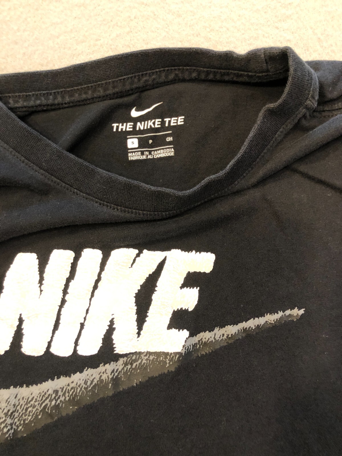 Nike Shirt Men's Small Black Cotton Activewear Casual Tee gallery