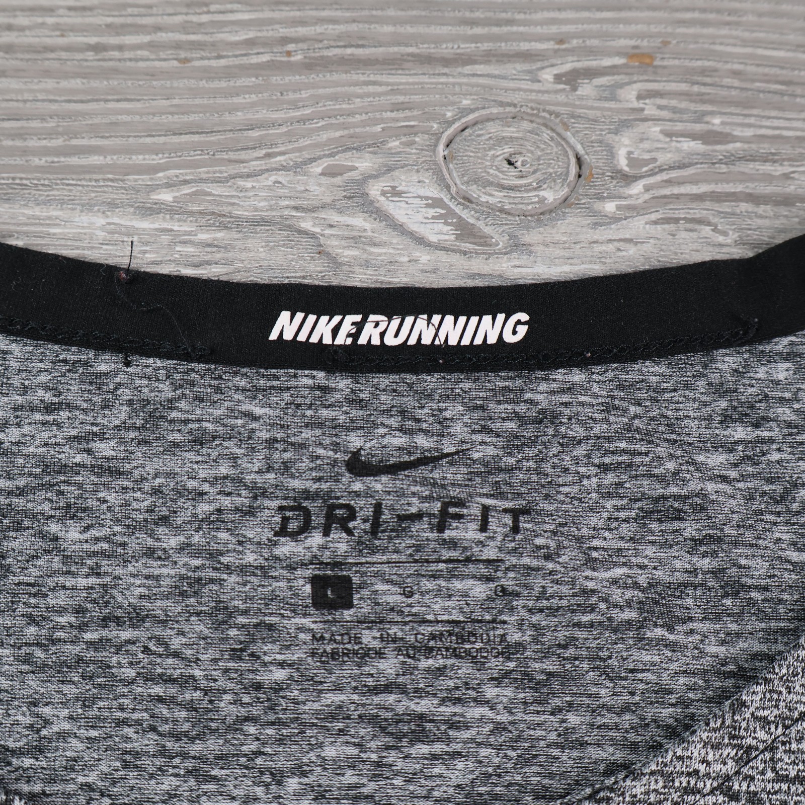 Nike Rise 365 Men's Dri-FIT Short-Sleeve Running Top Size Large T Shirt Tee gallery