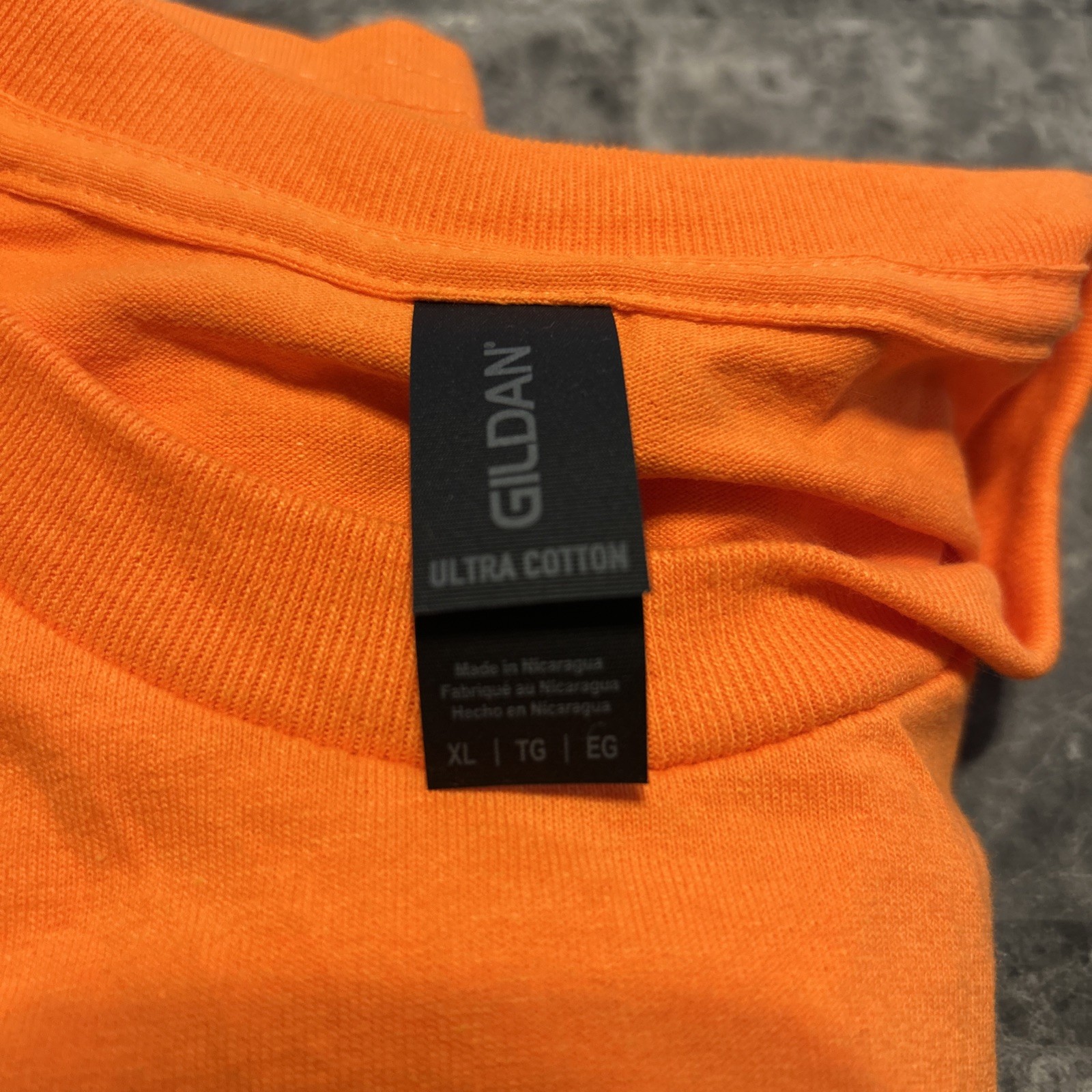 Gildan Mens 50/50 USA Cotton/Polyester Plain Short Sleeves T-Shirt orange. 0 gallery