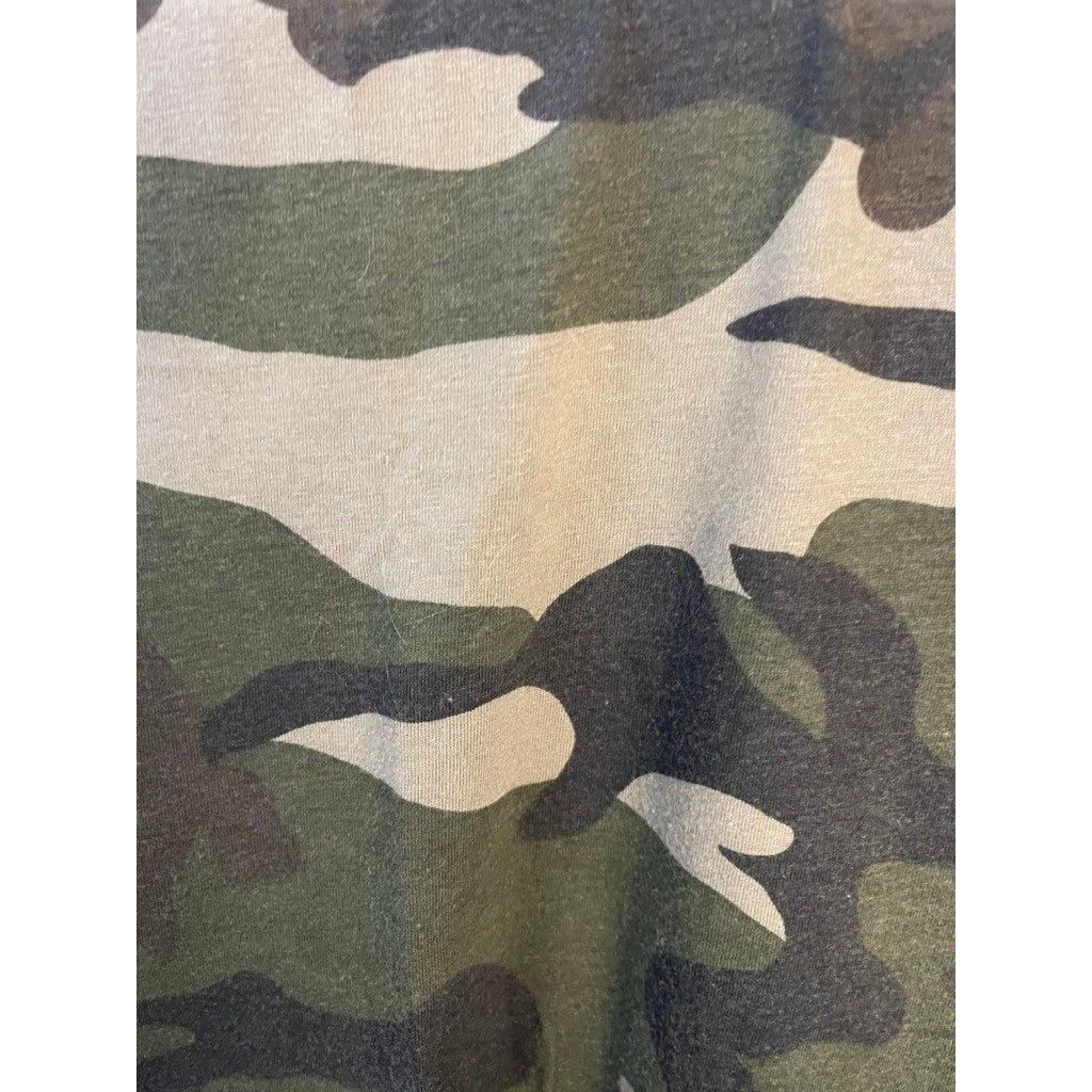 CSG Champs Sports Gear Mens Medium Camo Raglan Long Sleeve T-Shirt Green Black gallery