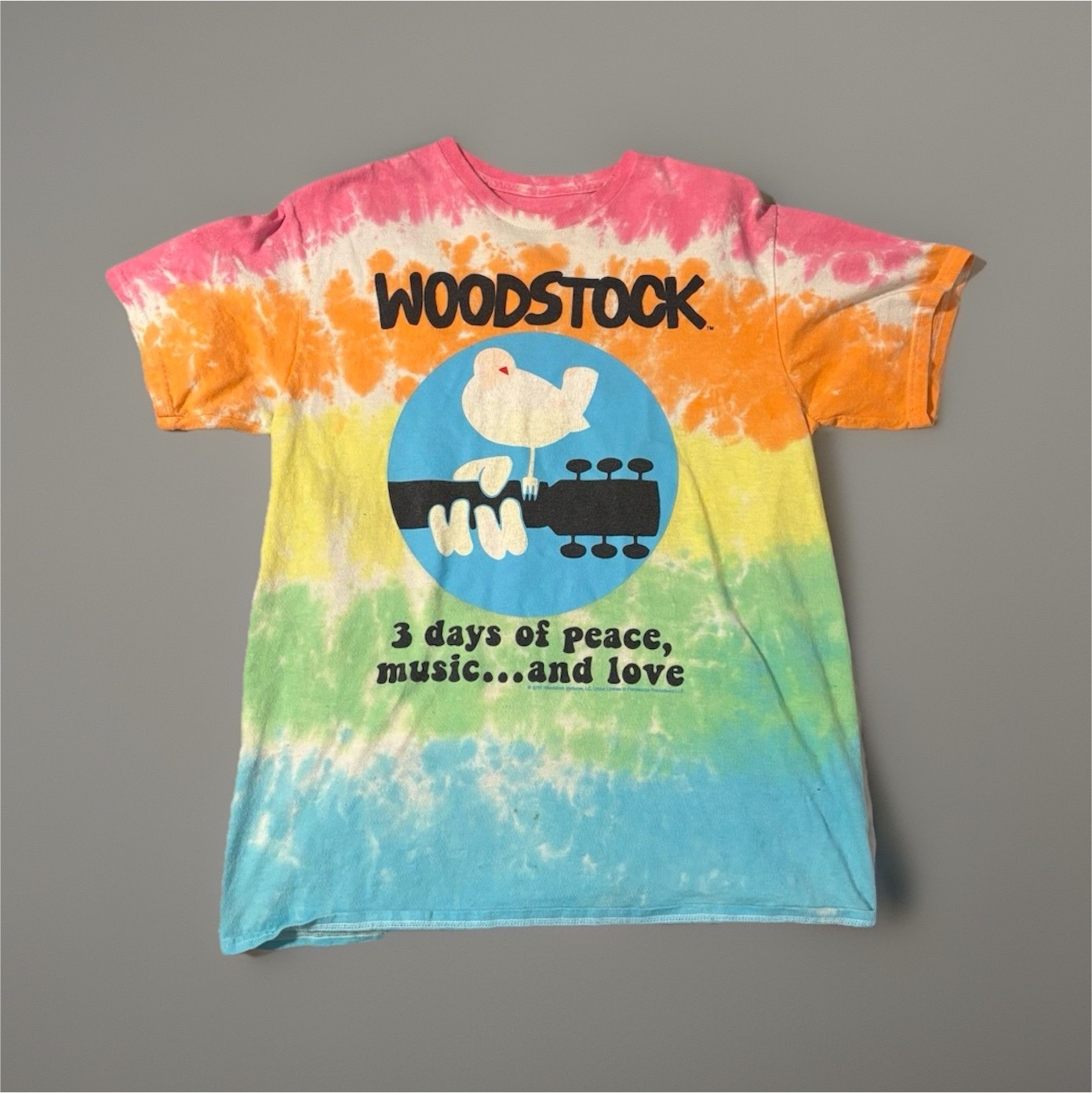 Liquid Blue WOODSTOCK tie dye SIZE medium