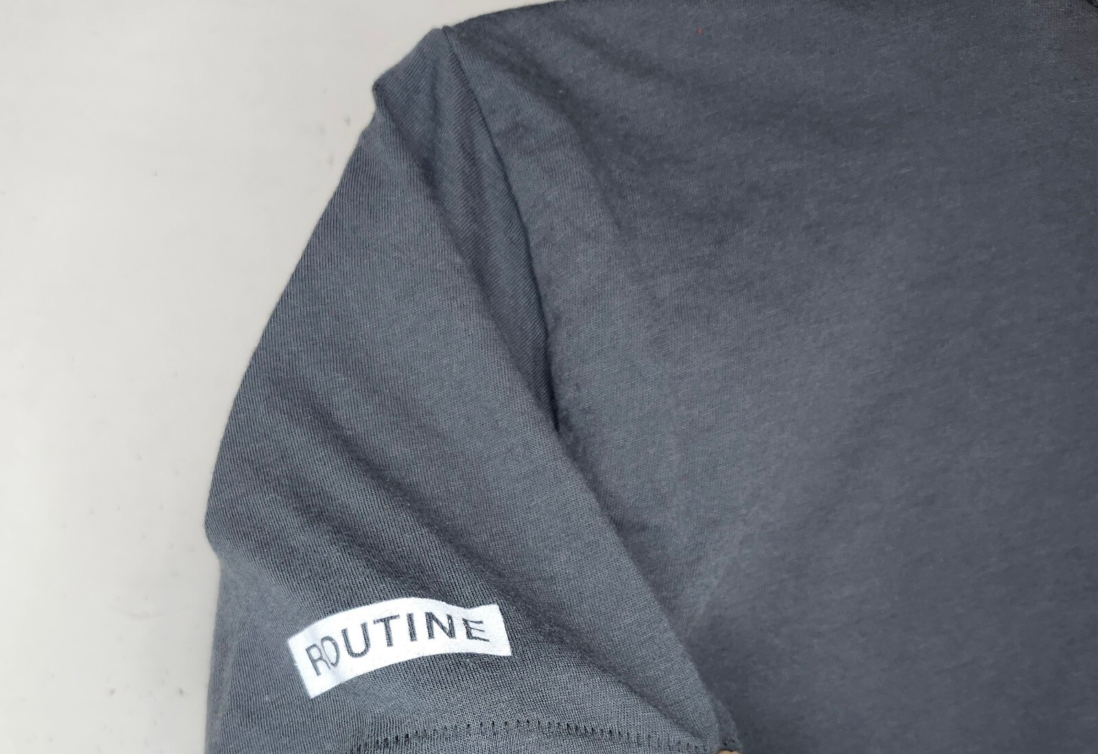 Routine Baseball T Shirt Gray Windowpane Dots Short Sleeve Mens Small gallery