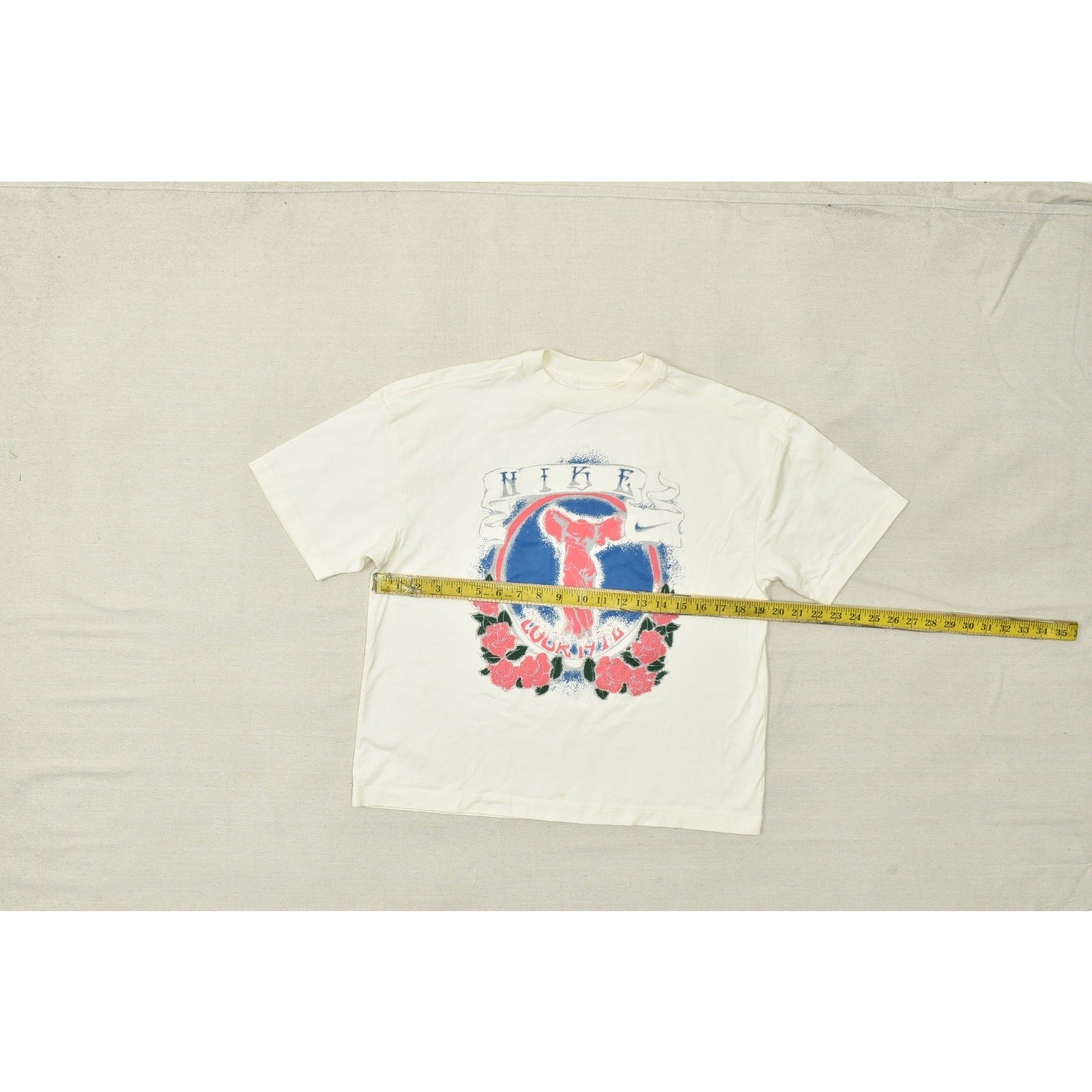 Nike The Nike Tee Men Large Cream Winged Victory Tour 1972 Oversized Fit T-Shirt gallery