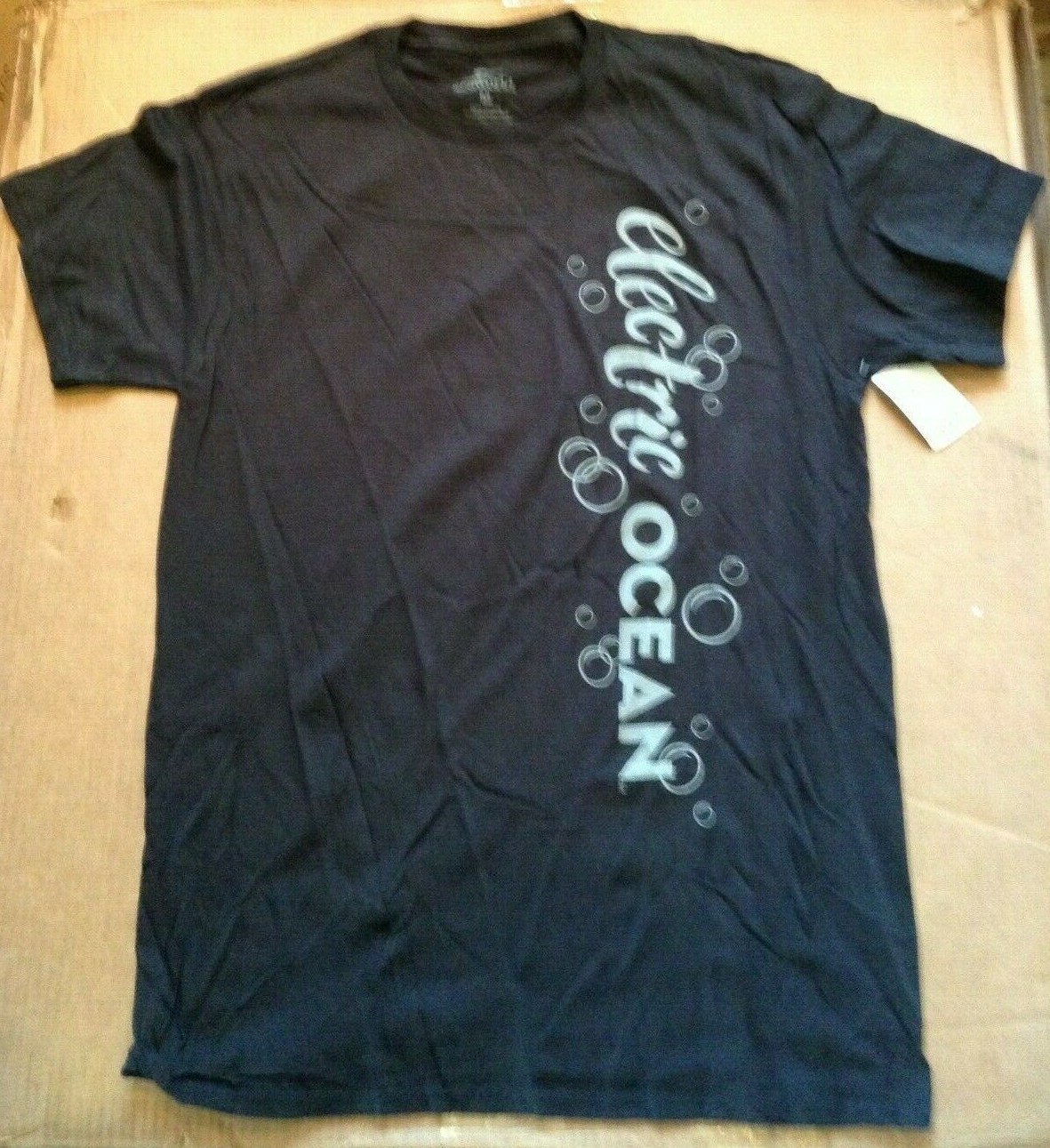 SeaWorld Electric Ocean Tee Shirt Men's Black, Neon Jellyfish Glow in the Dark gallery