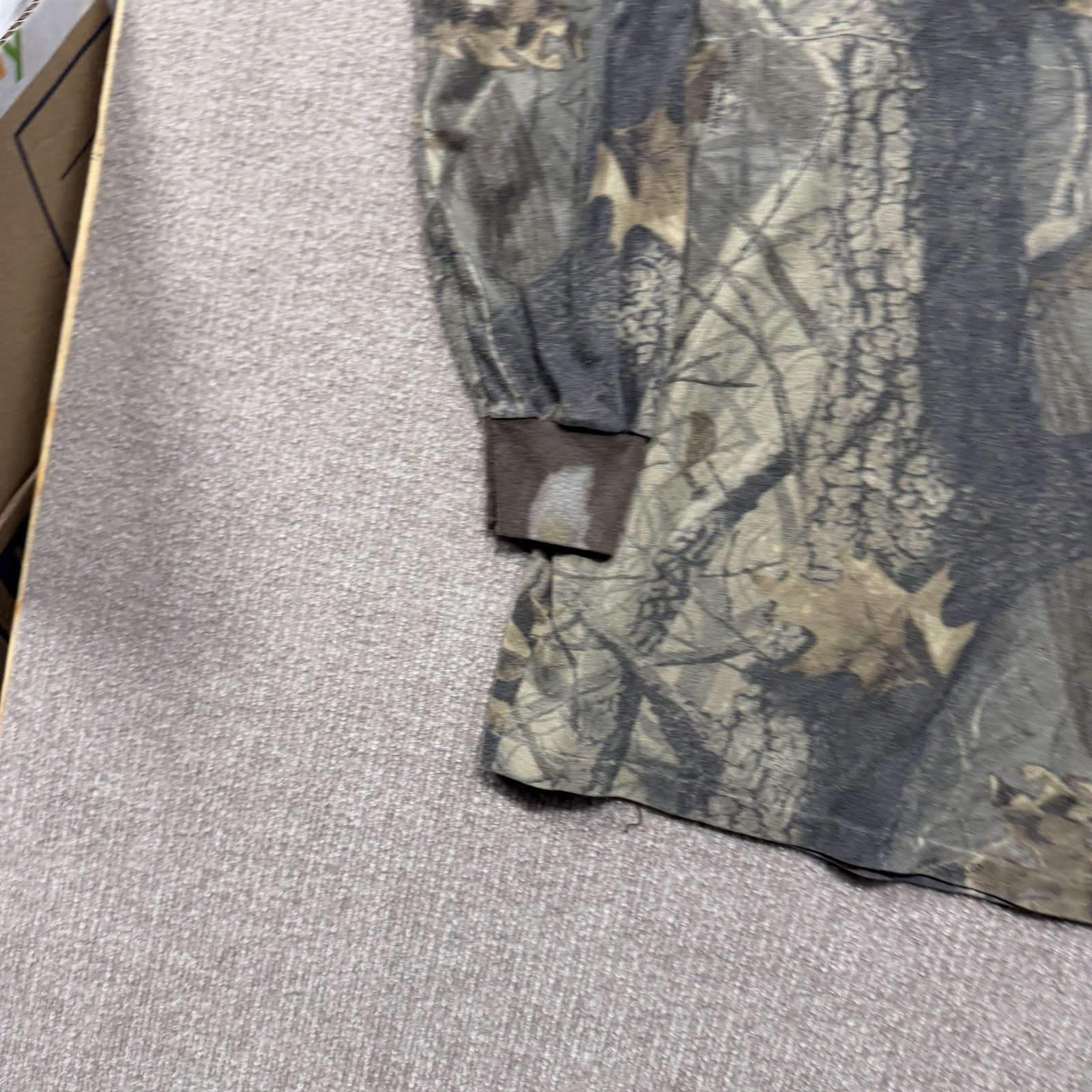 Vintage Realtree Camo Pocket Tee Shirt Mens Size XL Real Tree VTG USA 80s 90s gallery