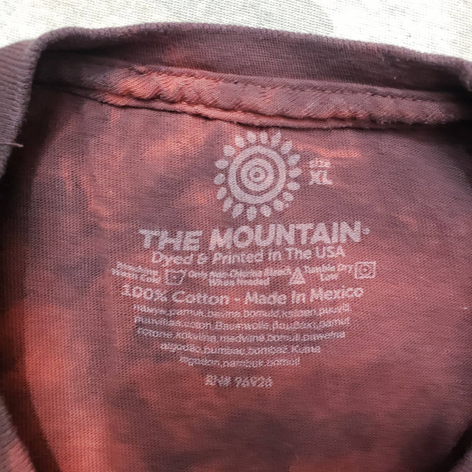 The Mountain Shirt Mens XL Red Short Sleeve Tie Dye gallery