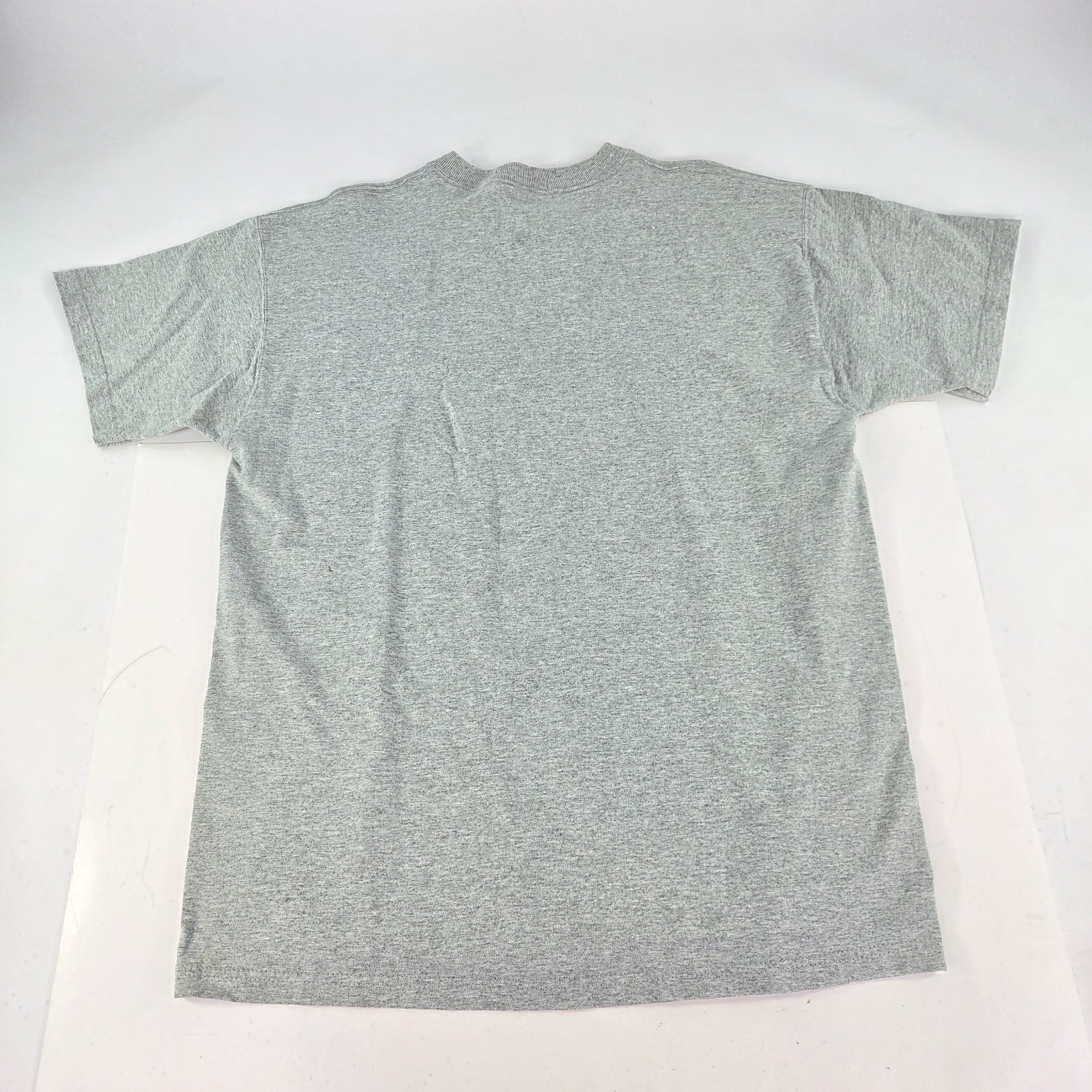 Here Fishy Fishy Embroidered Fishing Size XL Fruit Of The Loom T-Shirt Mens Gray gallery