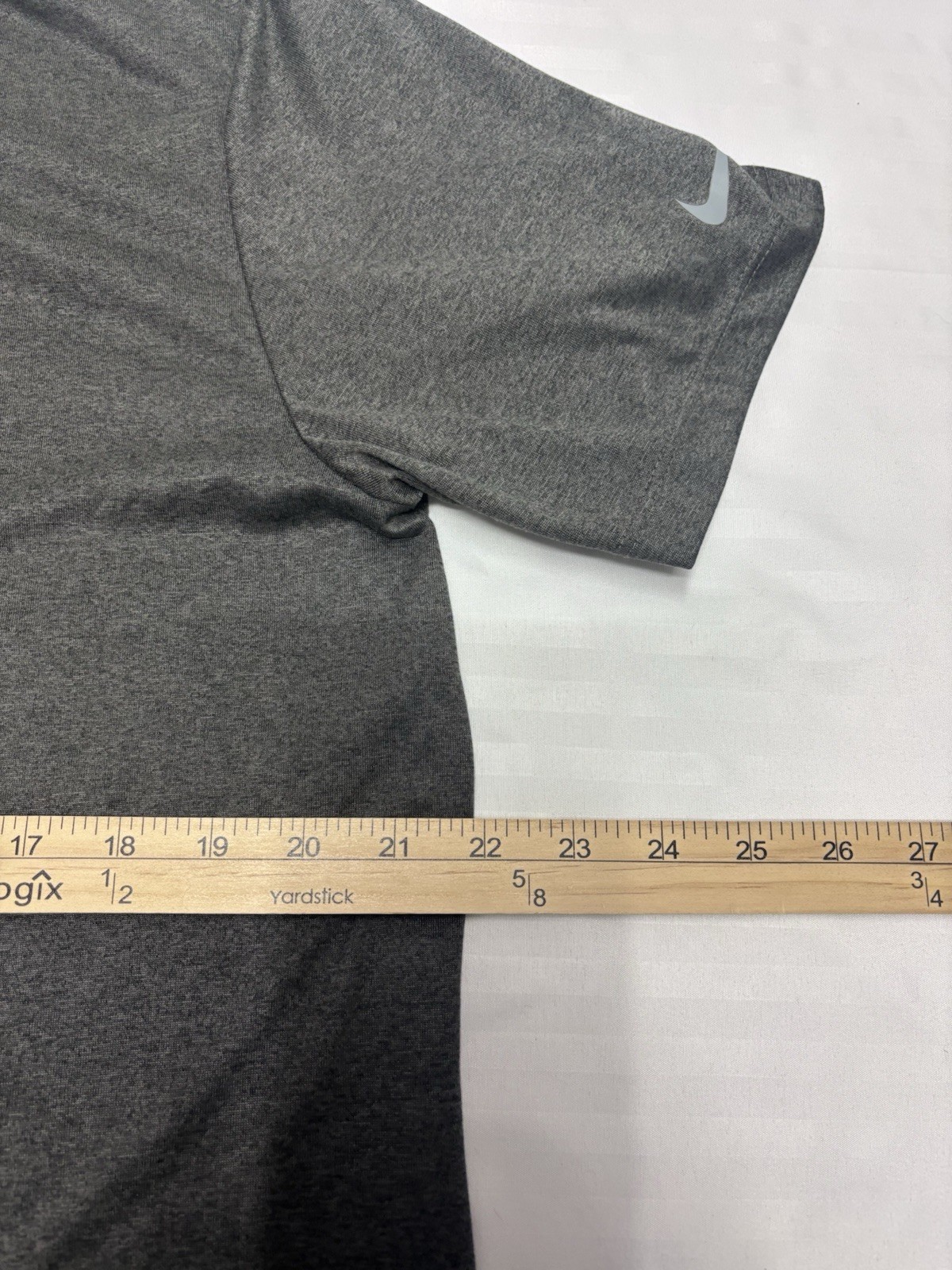 Original The Nike Tee Core Men's Athletic Cut Short Sleeve Shirt Cotton Large G gallery