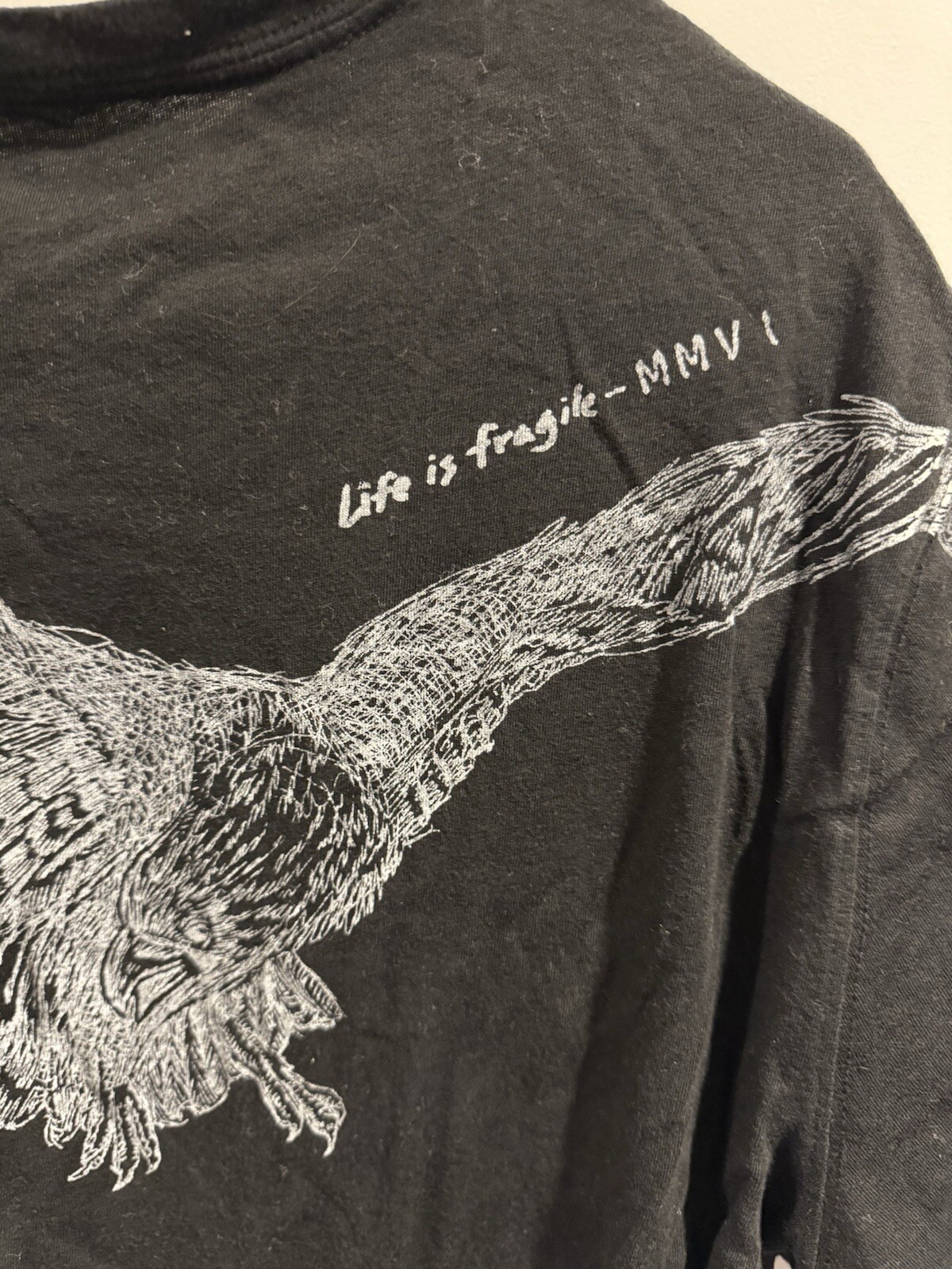 👕 Express 🦅 Mens Large Black Tee T-shirt EST-MMVI "Life is fragile" gallery