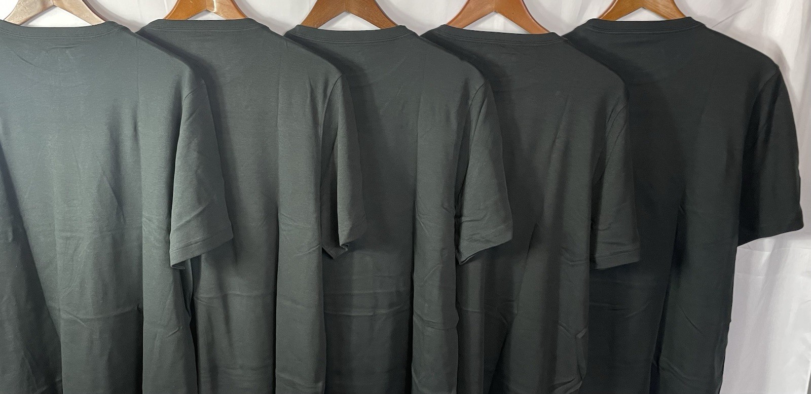 Kirkland Signature Men's Lot of (5) BLACK 100% Pima Tee Pick Size M, L, XL NWT gallery