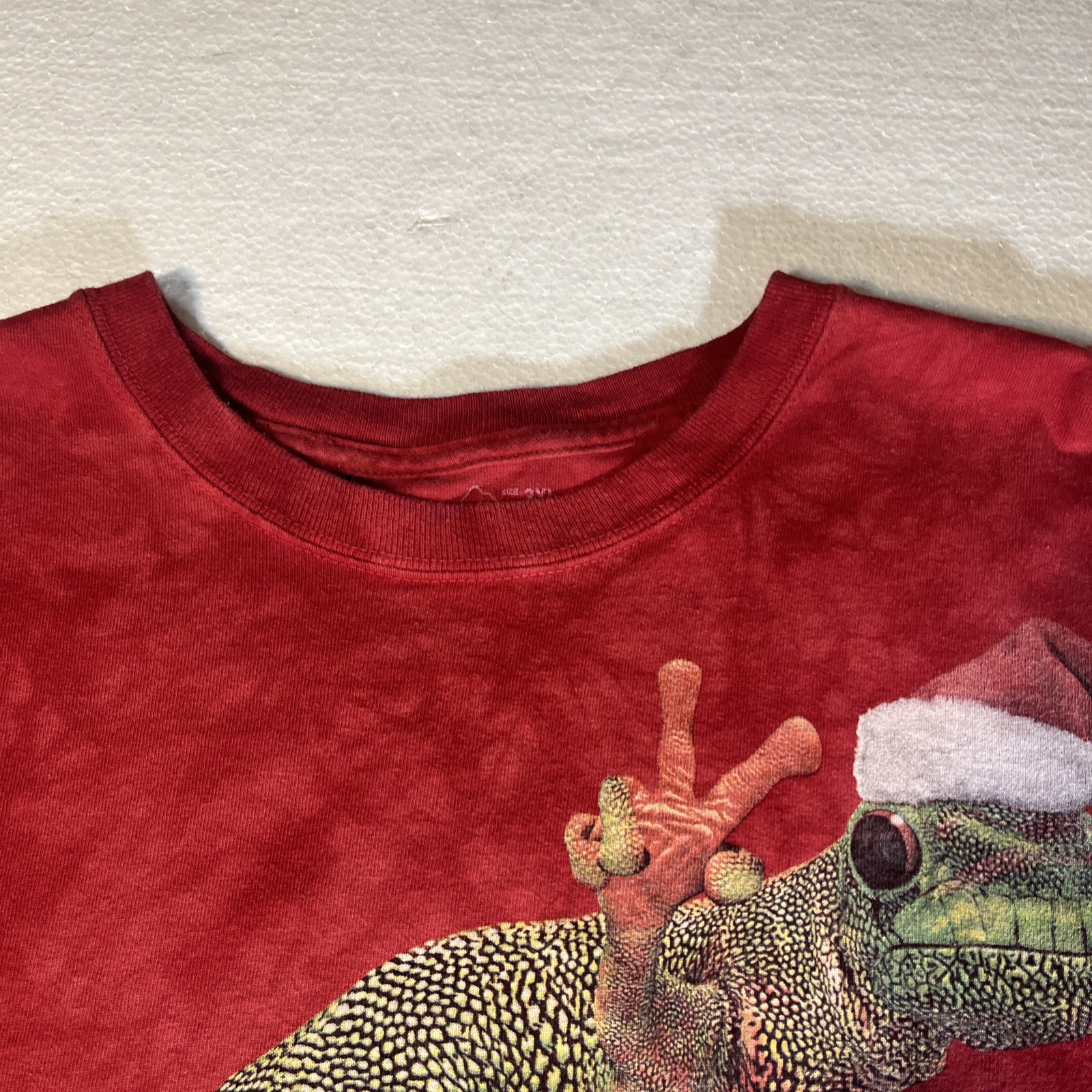 The Mountain Men's T-shirt Red Peace Out Gecko Retired Logo 3XL 2014 gallery