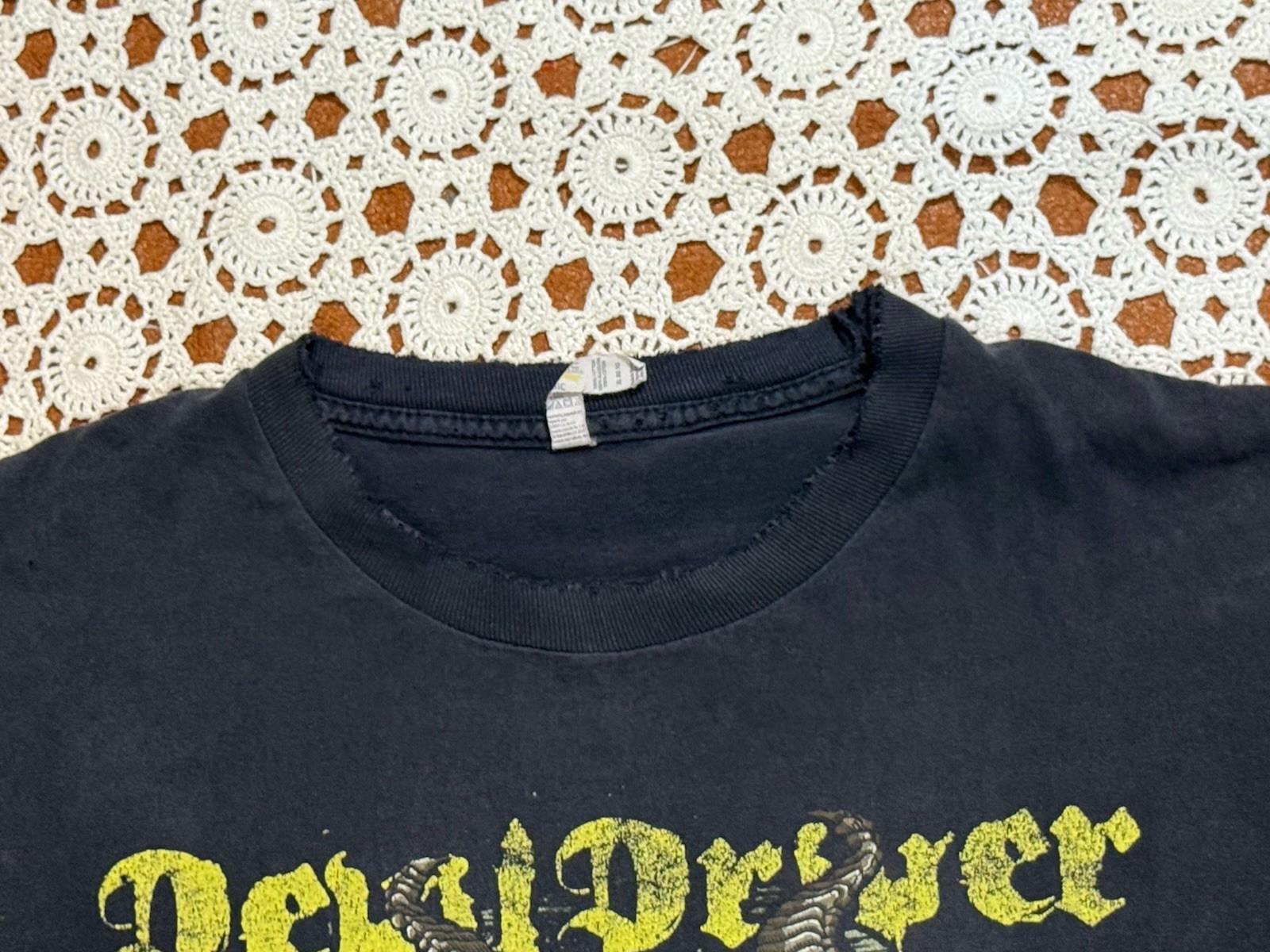 Sleeveless DevilDriver band shirt Magi graphic Punk Grunge Heavy Metal Thrashed gallery