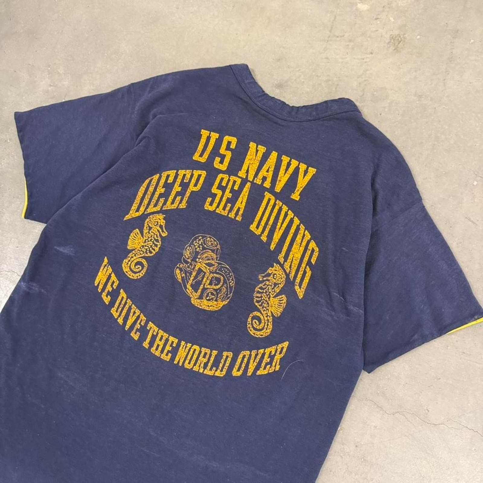 Vintage 70s 80s US Navy Deep Sea Diving Double Face Reversible T Shirt Size M gallery