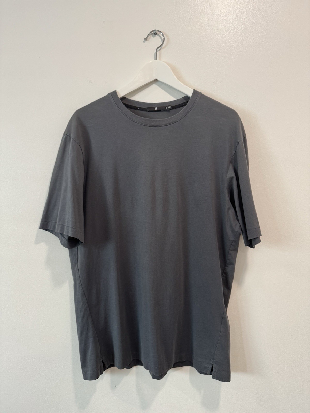 Uniqlo x Jil Sander +J Supima® Cotton Relaxed Fit T-Shirt Dark Grey Size Small gallery